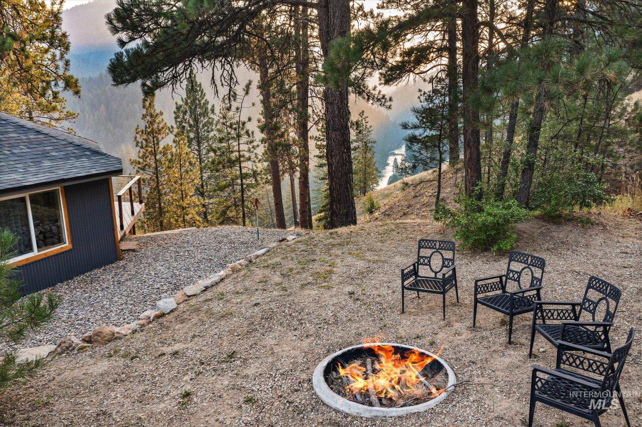30 Timberline Dr, Garden Valley, Idaho 83622, 2 Bedrooms, 2 Bathrooms, Residential For Sale, Price $489,900,MLS 98996507