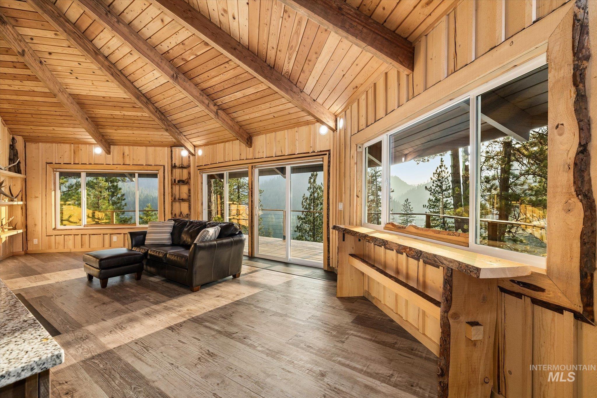 30 Timberline Dr, Garden Valley, Idaho 83622, 2 Bedrooms, 2 Bathrooms, Residential For Sale, Price $489,900,MLS 98996507