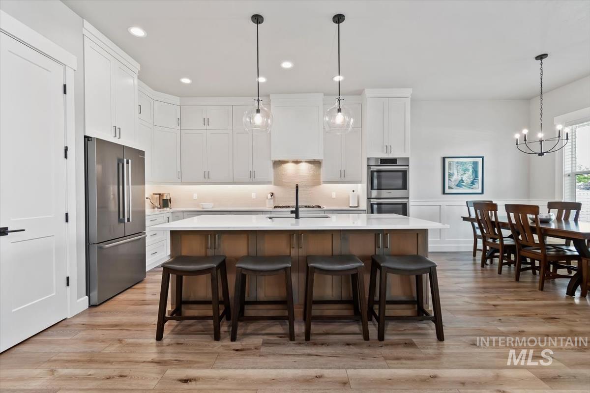 4074 E Awbrey St., Meridian, Idaho 83642, 3 Bedrooms, 2.5 Bathrooms, Residential For Sale, Price $789,000,MLS 98996510