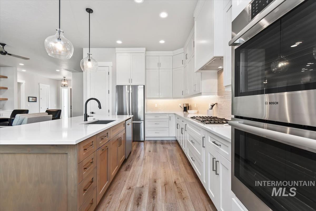 4074 E Awbrey St., Meridian, Idaho 83642, 3 Bedrooms, 2.5 Bathrooms, Residential For Sale, Price $789,000,MLS 98996510