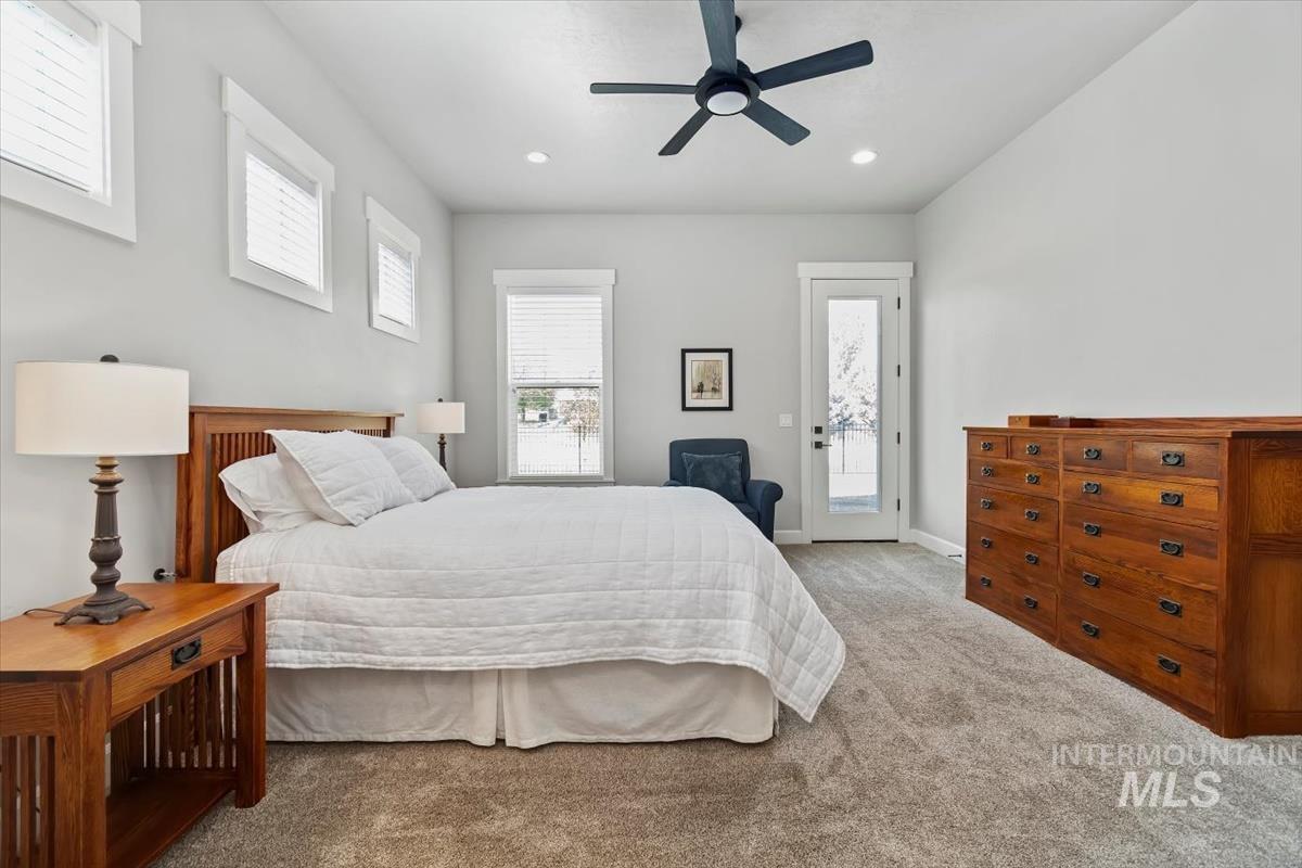 4074 E Awbrey St., Meridian, Idaho 83642, 3 Bedrooms, 2.5 Bathrooms, Residential For Sale, Price $789,000,MLS 98996510