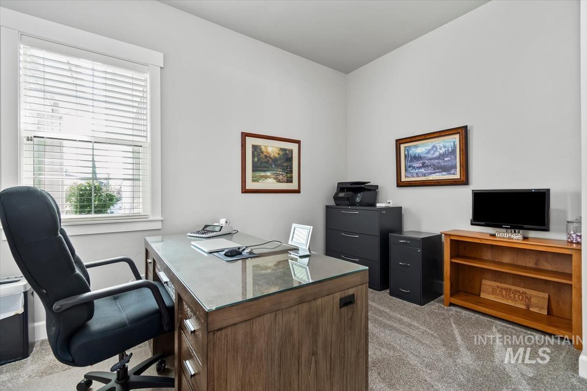 4074 E Awbrey St., Meridian, Idaho 83642, 3 Bedrooms, 2.5 Bathrooms, Residential For Sale, Price $789,000,MLS 98996510
