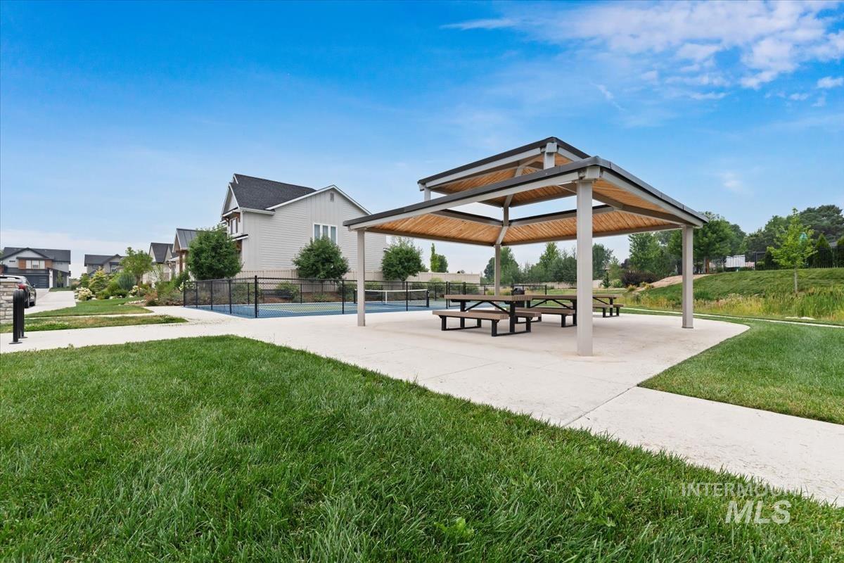 4074 E Awbrey St., Meridian, Idaho 83642, 3 Bedrooms, 2.5 Bathrooms, Residential For Sale, Price $789,000,MLS 98996510