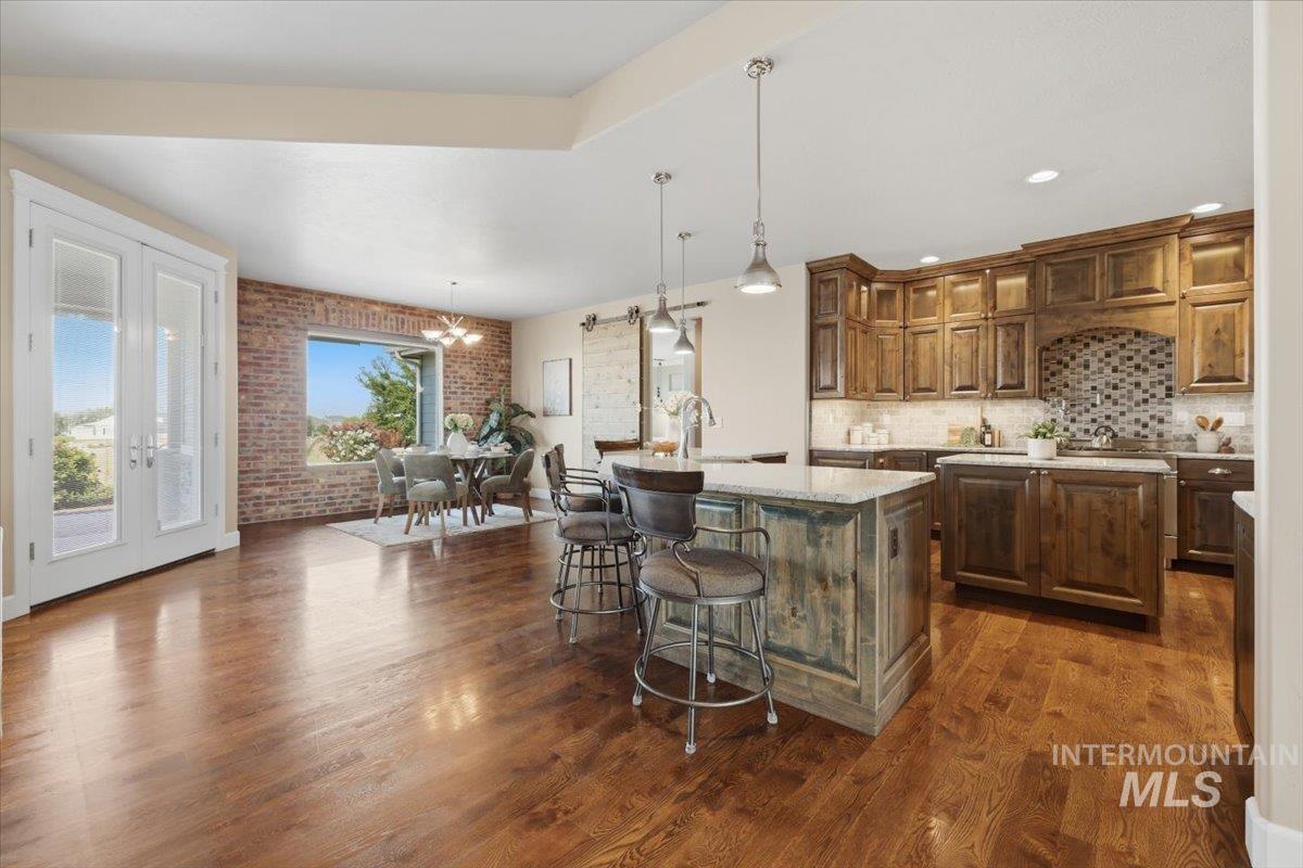 24053 Pheasant Ridge Ct., Middleton, Idaho 83664, 3 Bedrooms, 2.5 Bathrooms, Residential For Sale, Price $1,050,000,MLS 98996514