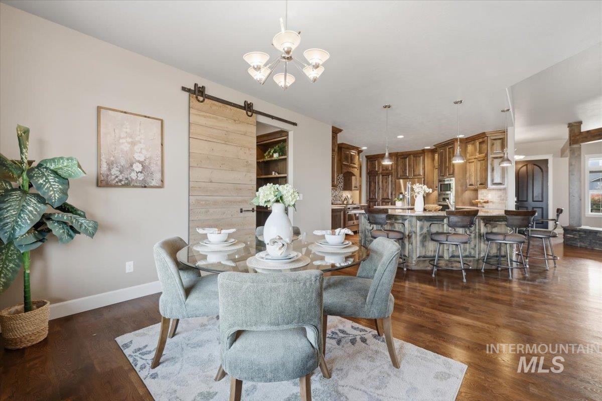 24053 Pheasant Ridge Ct., Middleton, Idaho 83664, 3 Bedrooms, 2.5 Bathrooms, Residential For Sale, Price $1,050,000,MLS 98996514