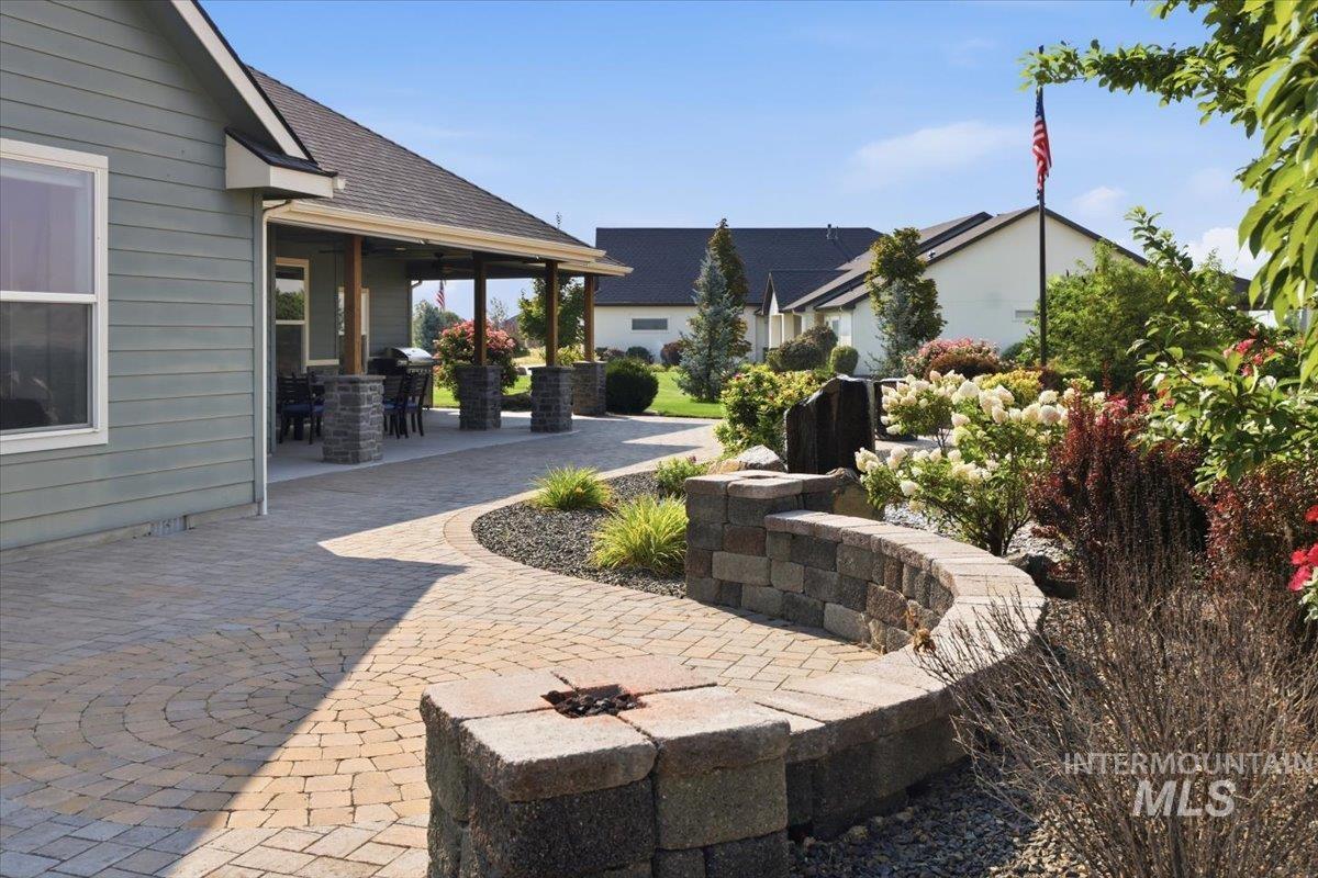 24053 Pheasant Ridge Ct., Middleton, Idaho 83664, 3 Bedrooms, 2.5 Bathrooms, Residential For Sale, Price $1,050,000,MLS 98996514