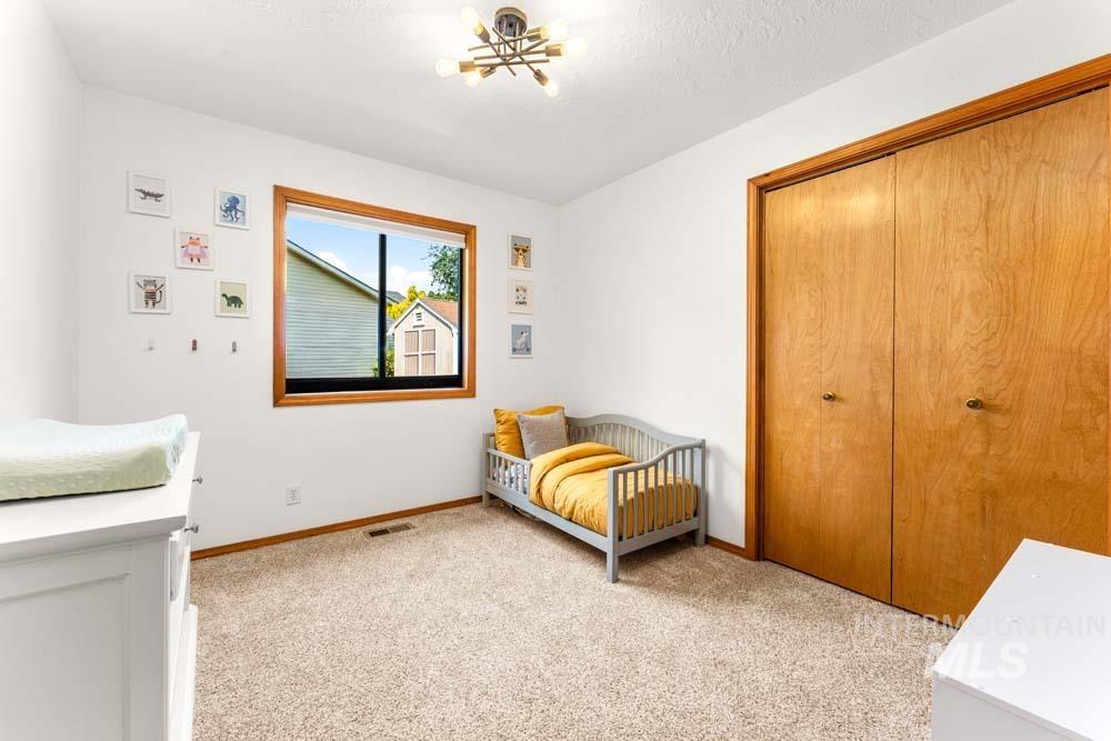 2317 W Rainfall St, Meridian, Idaho 83646, 3 Bedrooms, 2 Bathrooms, Residential For Sale, Price $435,000,MLS 98996517
