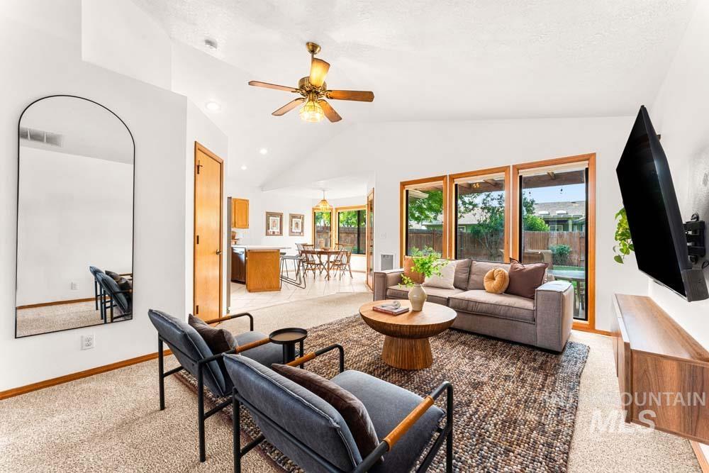 2317 W Rainfall St, Meridian, Idaho 83646, 3 Bedrooms, 2 Bathrooms, Residential For Sale, Price $435,000,MLS 98996517
