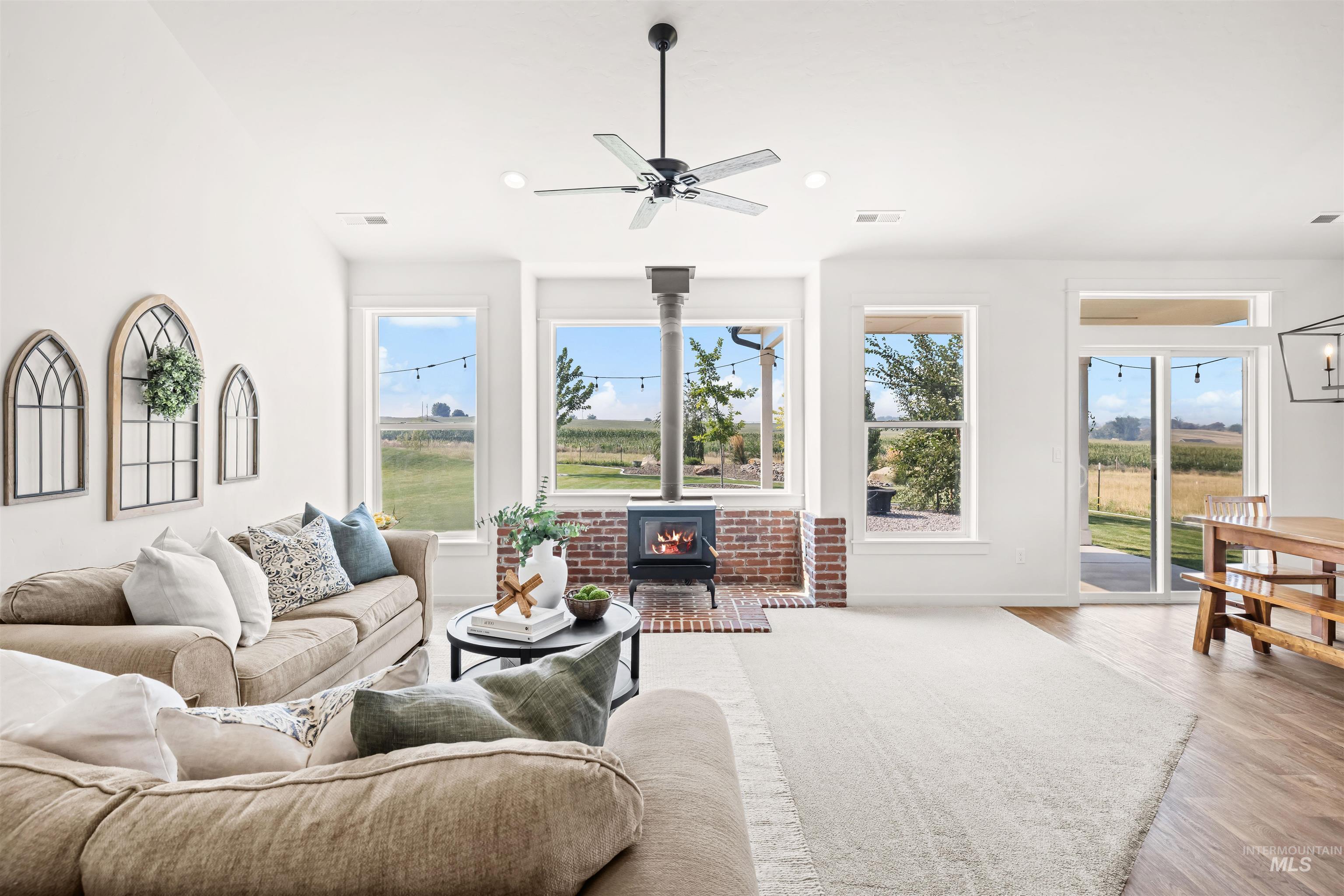 28341 Winecup Ln, Parma, Idaho 83660, 4 Bedrooms, 3 Bathrooms, Residential For Sale, Price $919,900,MLS 98996518