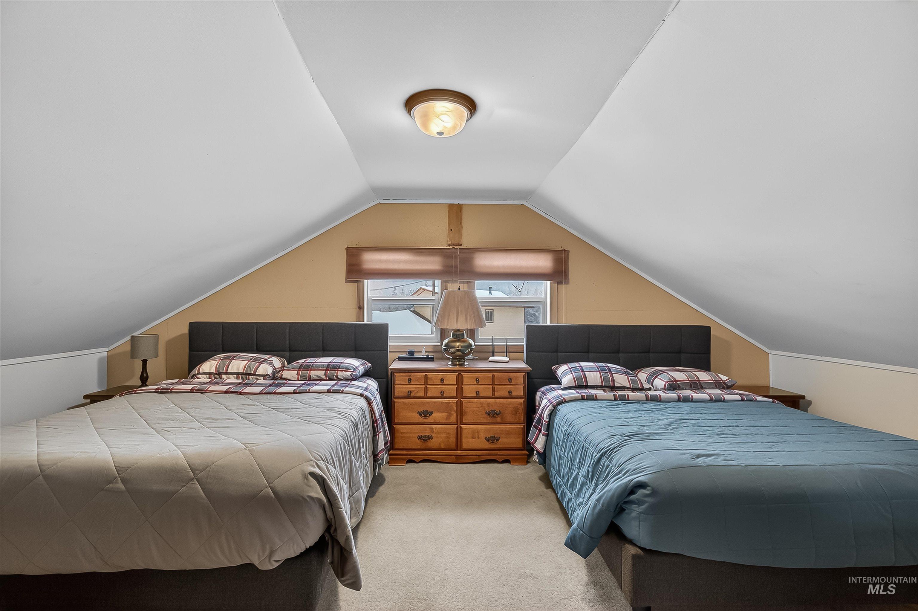 210 S 2nd St, Elk River, Idaho 83827, 4 Bedrooms, 1.5 Bathrooms, Residential For Sale, Price $349,000,MLS 98996520