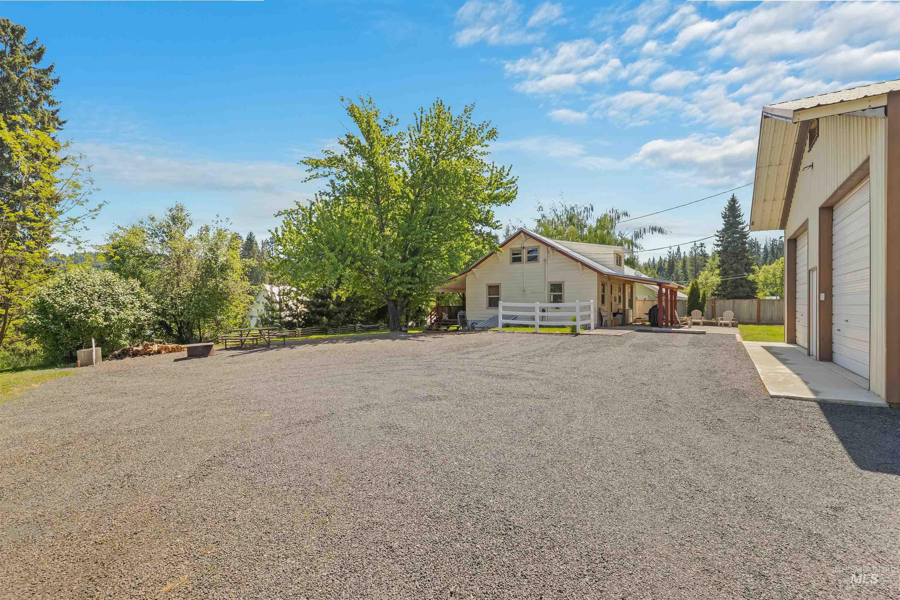 210 S 2nd St, Elk River, Idaho 83827, 4 Bedrooms, 1.5 Bathrooms, Residential For Sale, Price $349,000,MLS 98996520