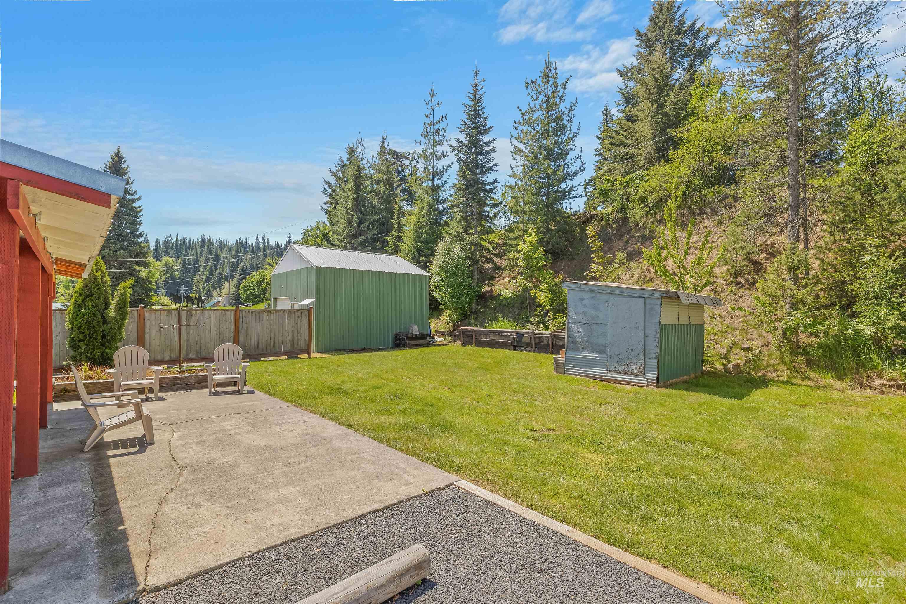 210 S 2nd St, Elk River, Idaho 83827, 4 Bedrooms, 1.5 Bathrooms, Residential For Sale, Price $349,000,MLS 98996520
