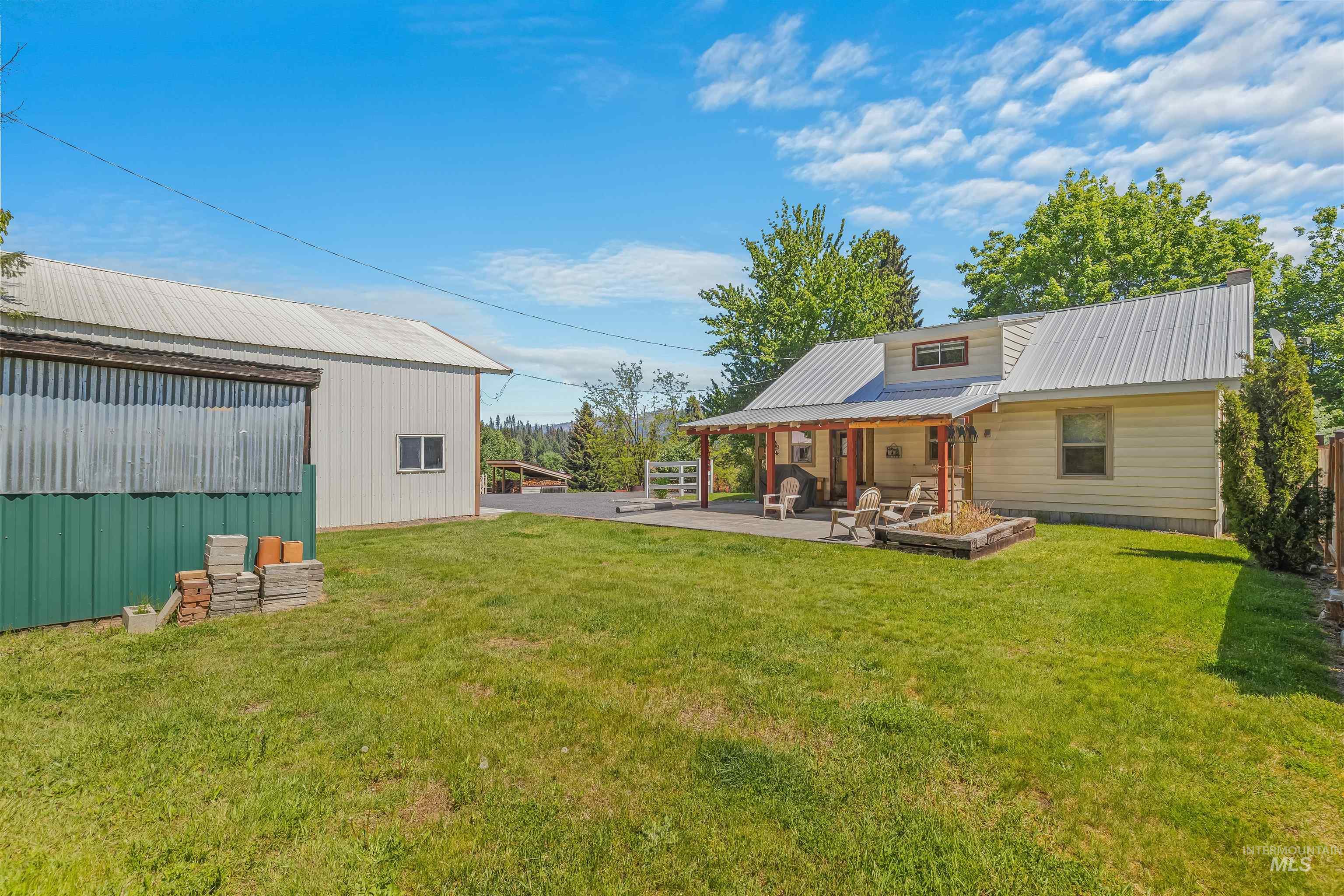 210 S 2nd St, Elk River, Idaho 83827, 4 Bedrooms, 1.5 Bathrooms, Residential For Sale, Price $349,000,MLS 98996520