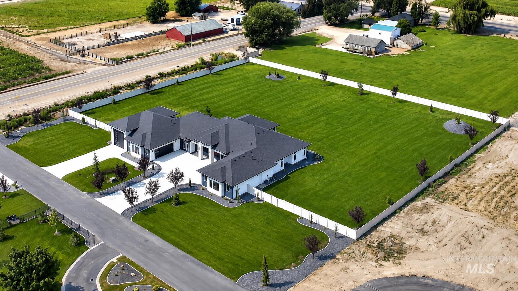 5411 S Fountain Hills ct, Nampa, Idaho 83686, 4 Bedrooms, 3.5 Bathrooms, Residential For Sale, Price $1,995,990,MLS 98996524