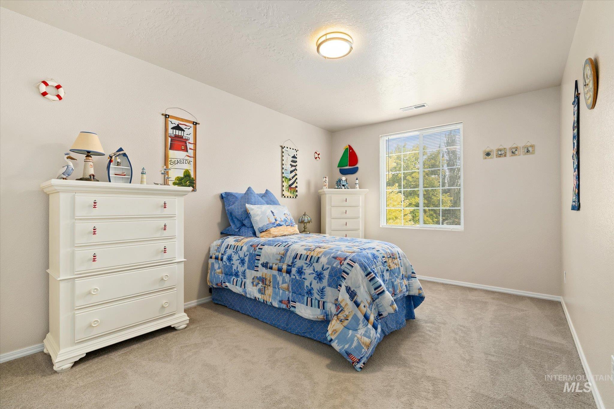 3427 S Clark Fork Ave, Nampa, Idaho 83686, 5 Bedrooms, 2.5 Bathrooms, Residential For Sale, Price $449,900,MLS 98996529