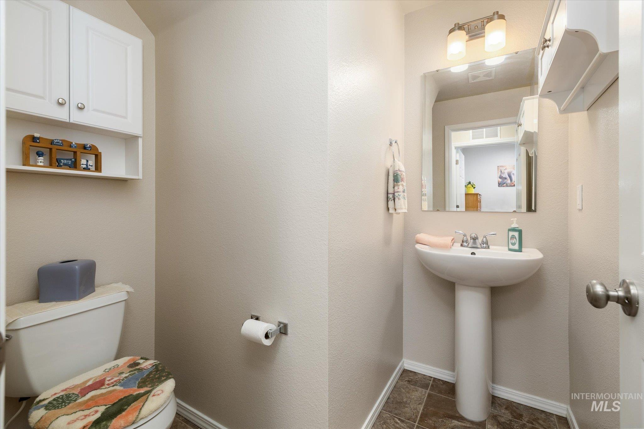 3427 S Clark Fork Ave, Nampa, Idaho 83686, 5 Bedrooms, 2.5 Bathrooms, Residential For Sale, Price $449,900,MLS 98996529