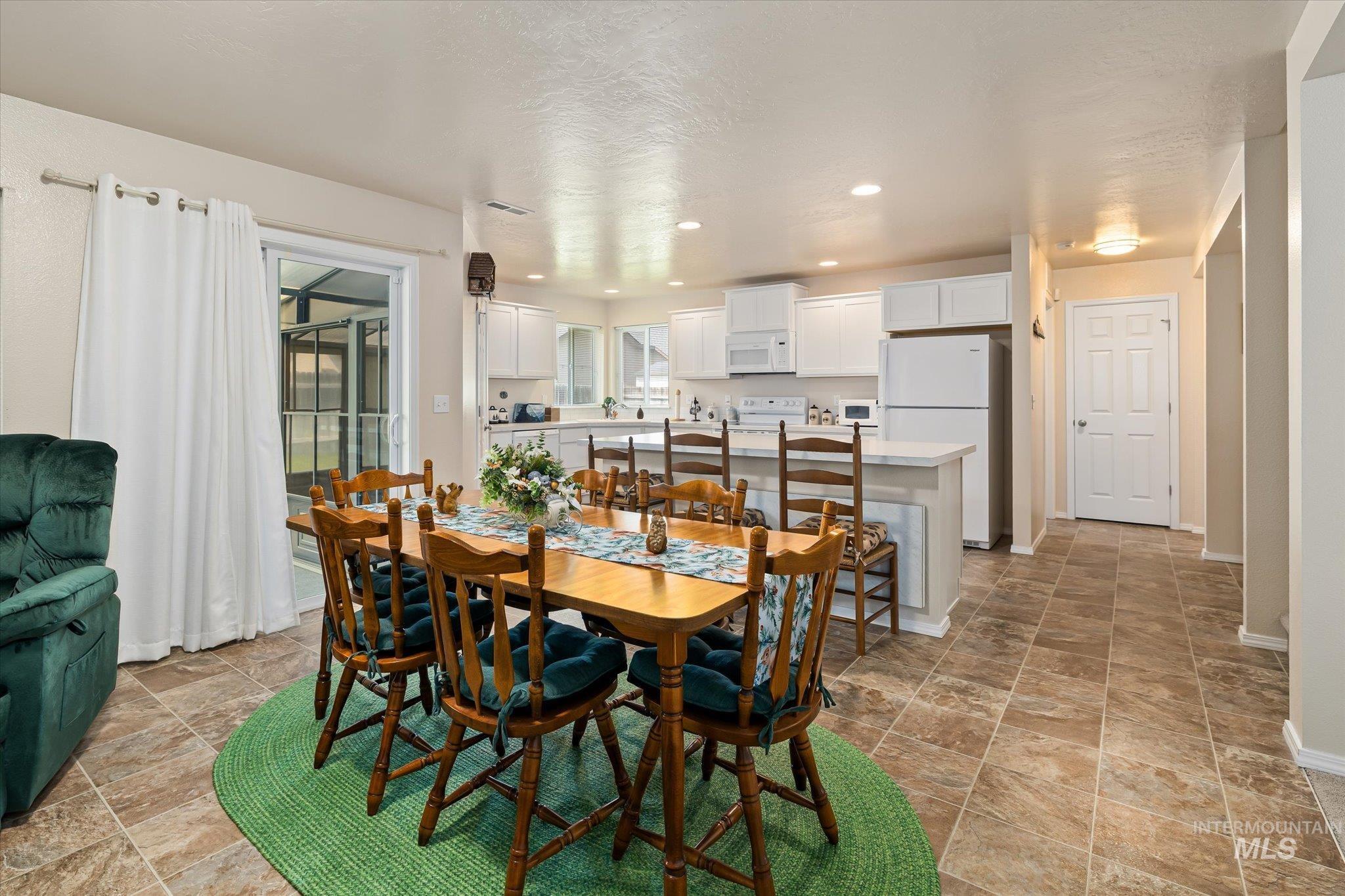 3427 S Clark Fork Ave, Nampa, Idaho 83686, 5 Bedrooms, 2.5 Bathrooms, Residential For Sale, Price $449,900,MLS 98996529