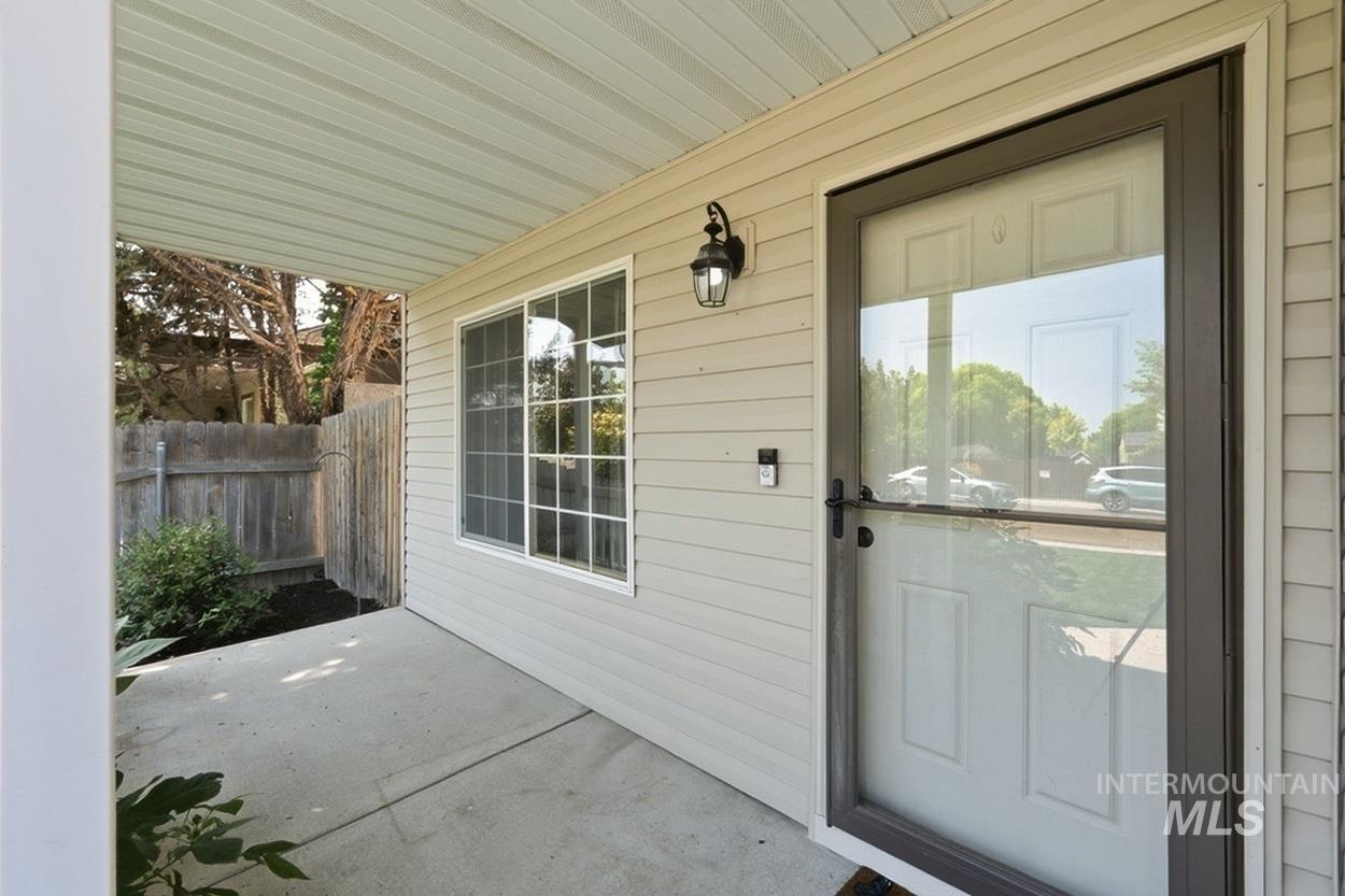 16825 Old Friendship Way, Caldwell, Idaho 83607, 4 Bedrooms, 2.5 Bathrooms, Residential For Sale, Price $369,900,MLS 98996530