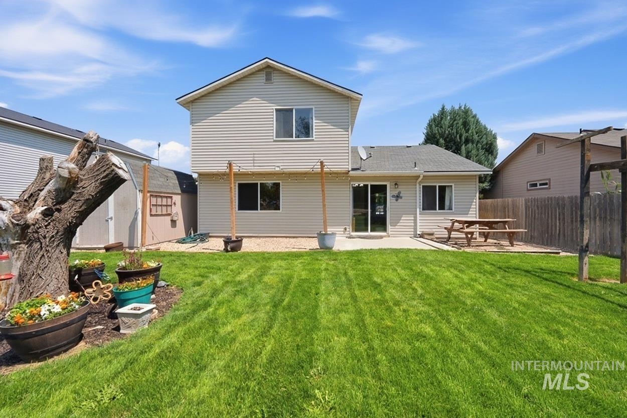 16825 Old Friendship Way, Caldwell, Idaho 83607, 4 Bedrooms, 2.5 Bathrooms, Residential For Sale, Price $369,900,MLS 98996530