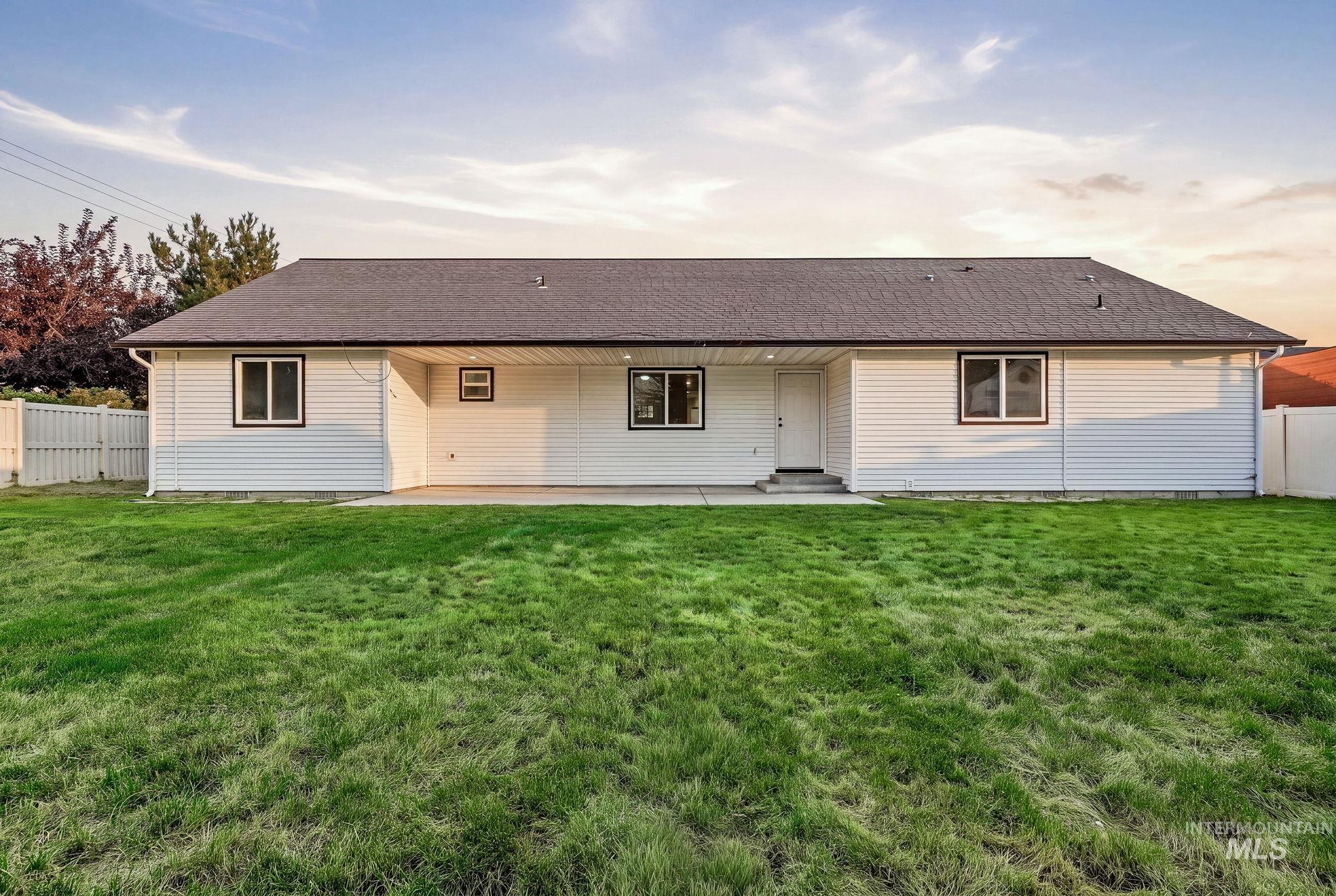 770 E Red Bud St, Kuna, Idaho 83634, 4 Bedrooms, 2 Bathrooms, Residential For Sale, Price $429,000,MLS 98996532
