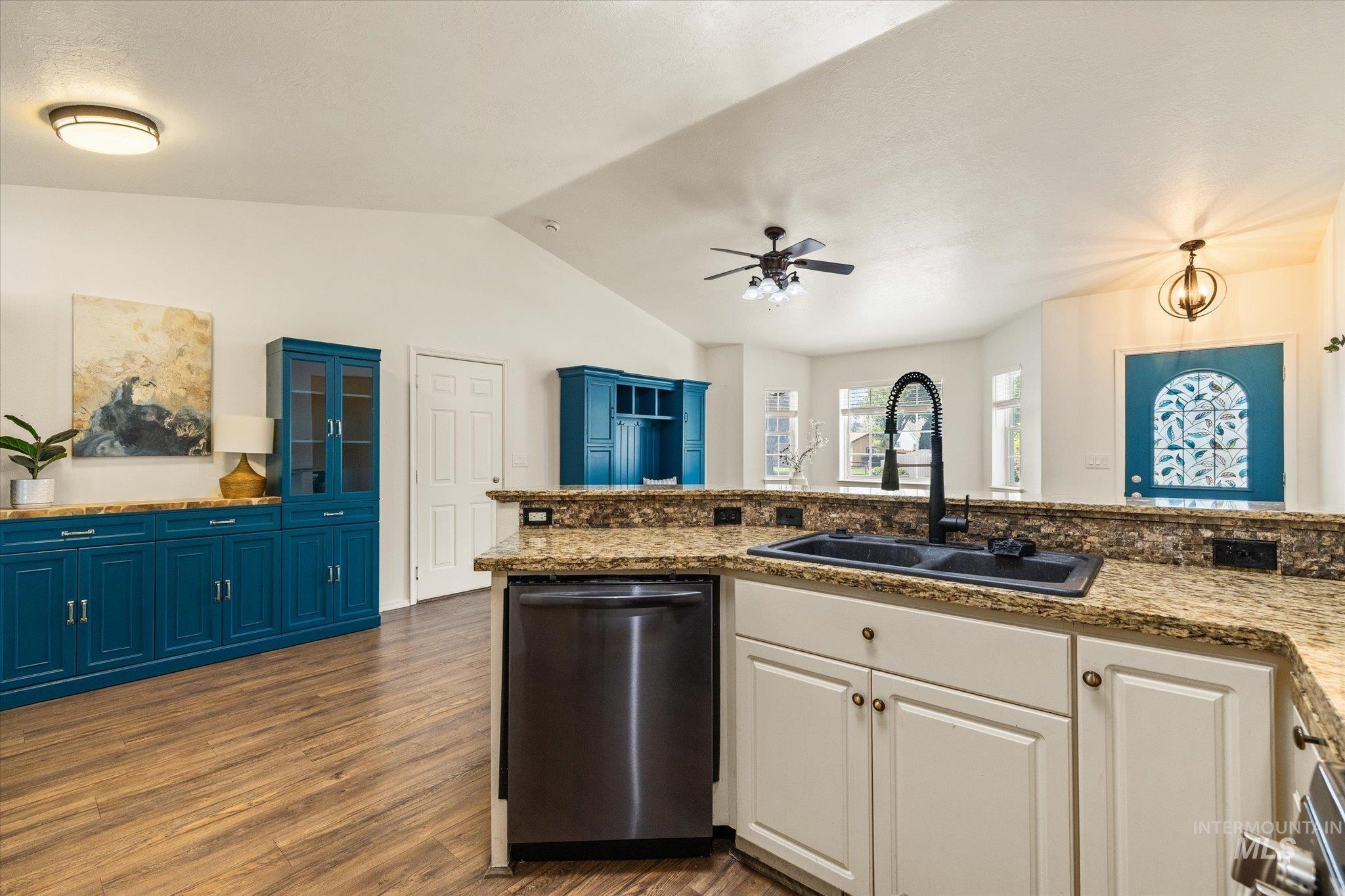 3892 E Eisenhower Dr, Meridian, Idaho 83642, 3 Bedrooms, 3 Bathrooms, Residential Income For Sale, Price $559,900,MLS 98996534