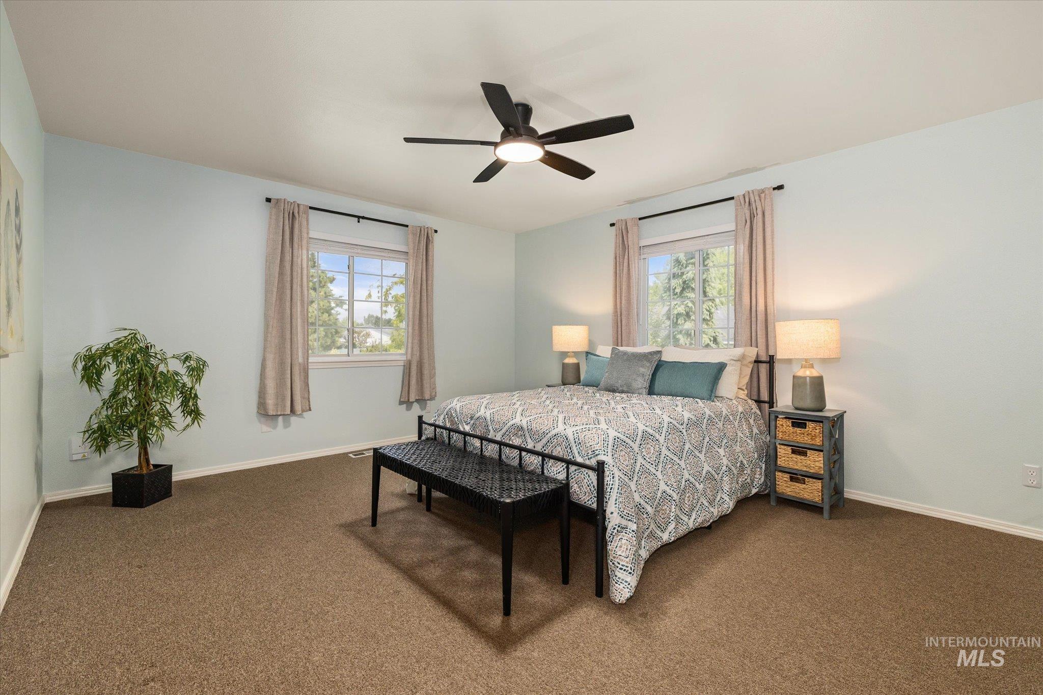 3892 E Eisenhower Dr, Meridian, Idaho 83642, 3 Bedrooms, 3 Bathrooms, Residential Income For Sale, Price $559,900,MLS 98996534