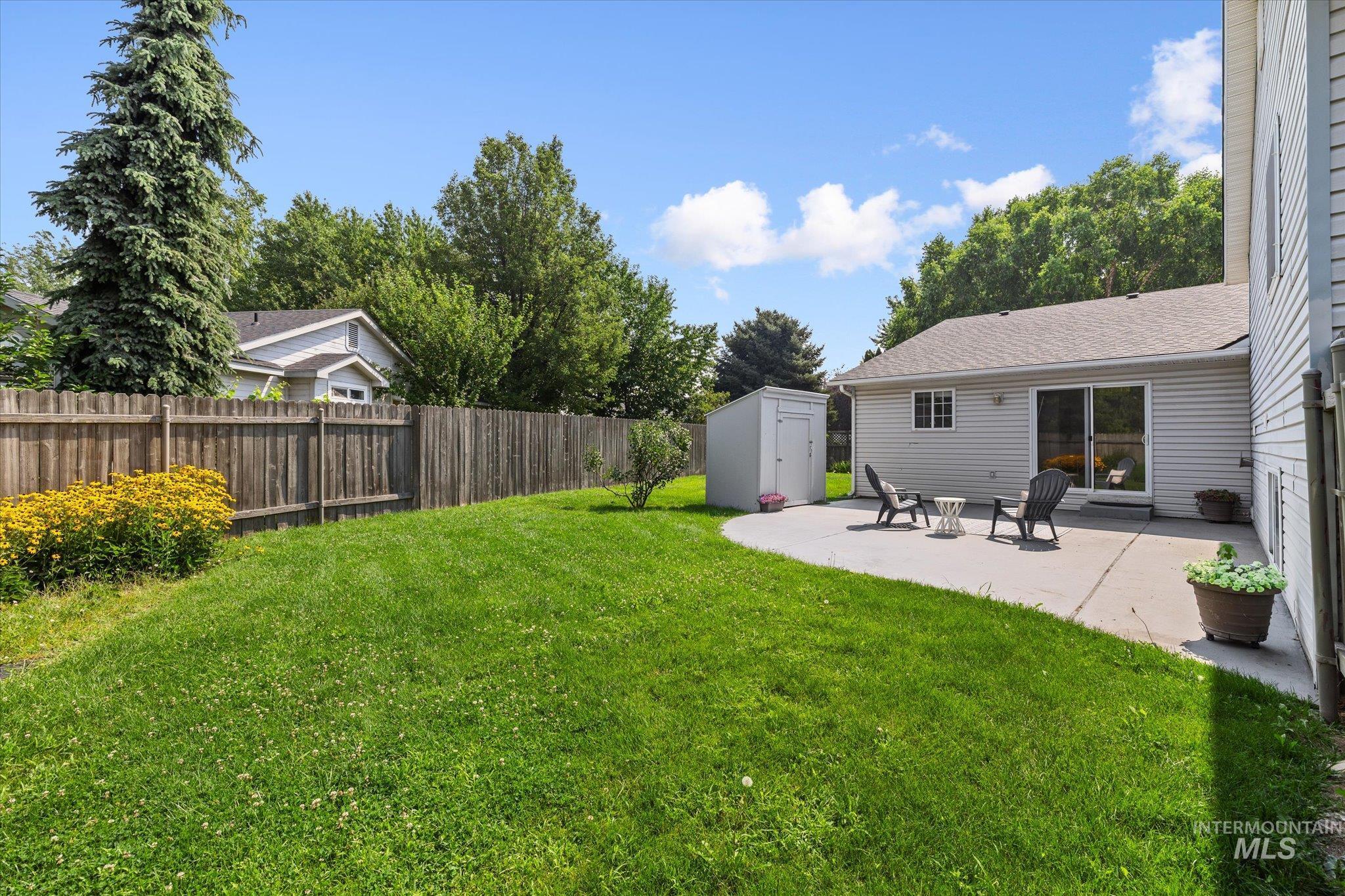 3892 E Eisenhower Dr, Meridian, Idaho 83642, 3 Bedrooms, 3 Bathrooms, Residential Income For Sale, Price $559,900,MLS 98996534