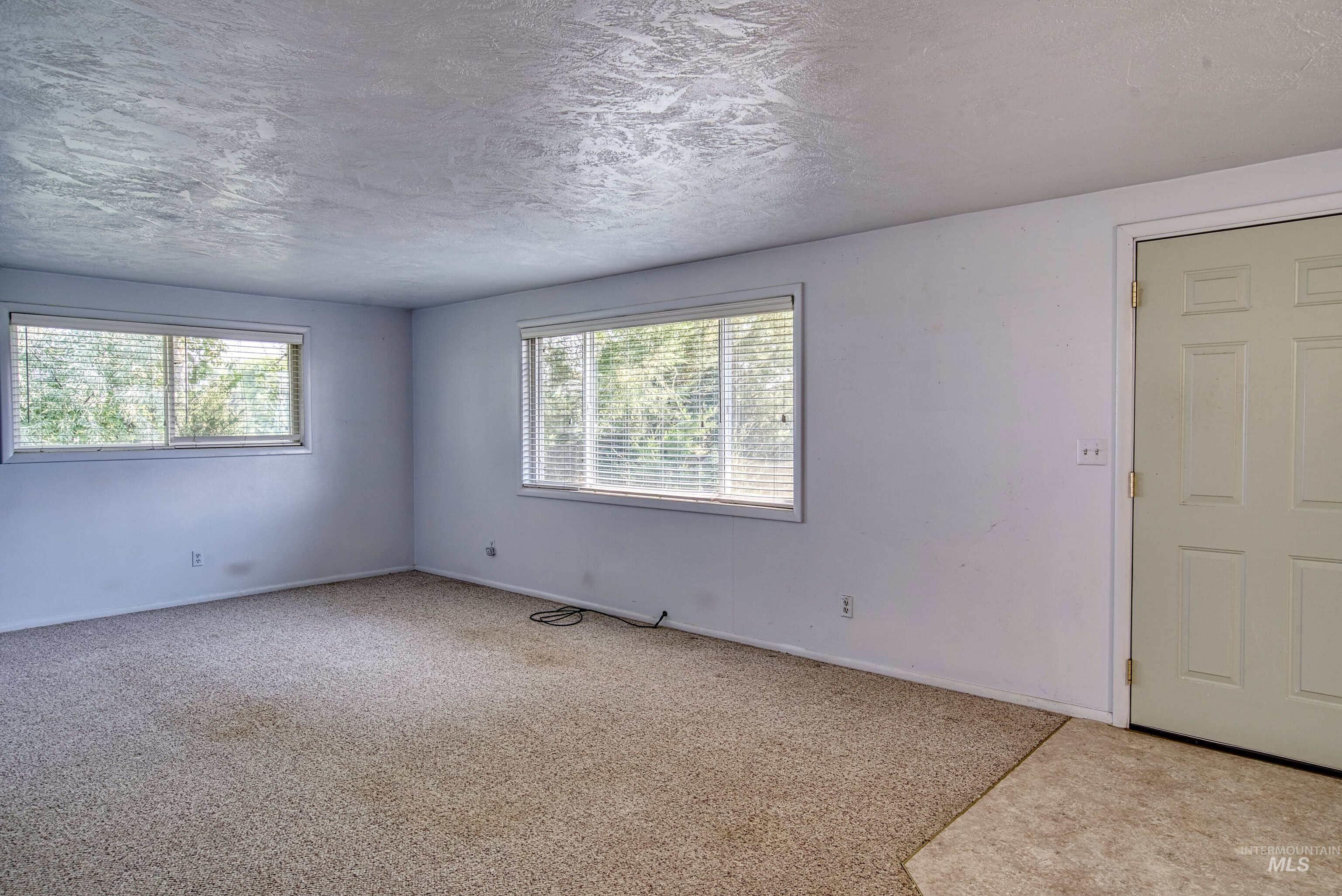 365 Clabby Road, Weiser, Idaho 83672, 3 Bedrooms, 3 Bathrooms, Residential For Sale, Price $450,000,MLS 98996537