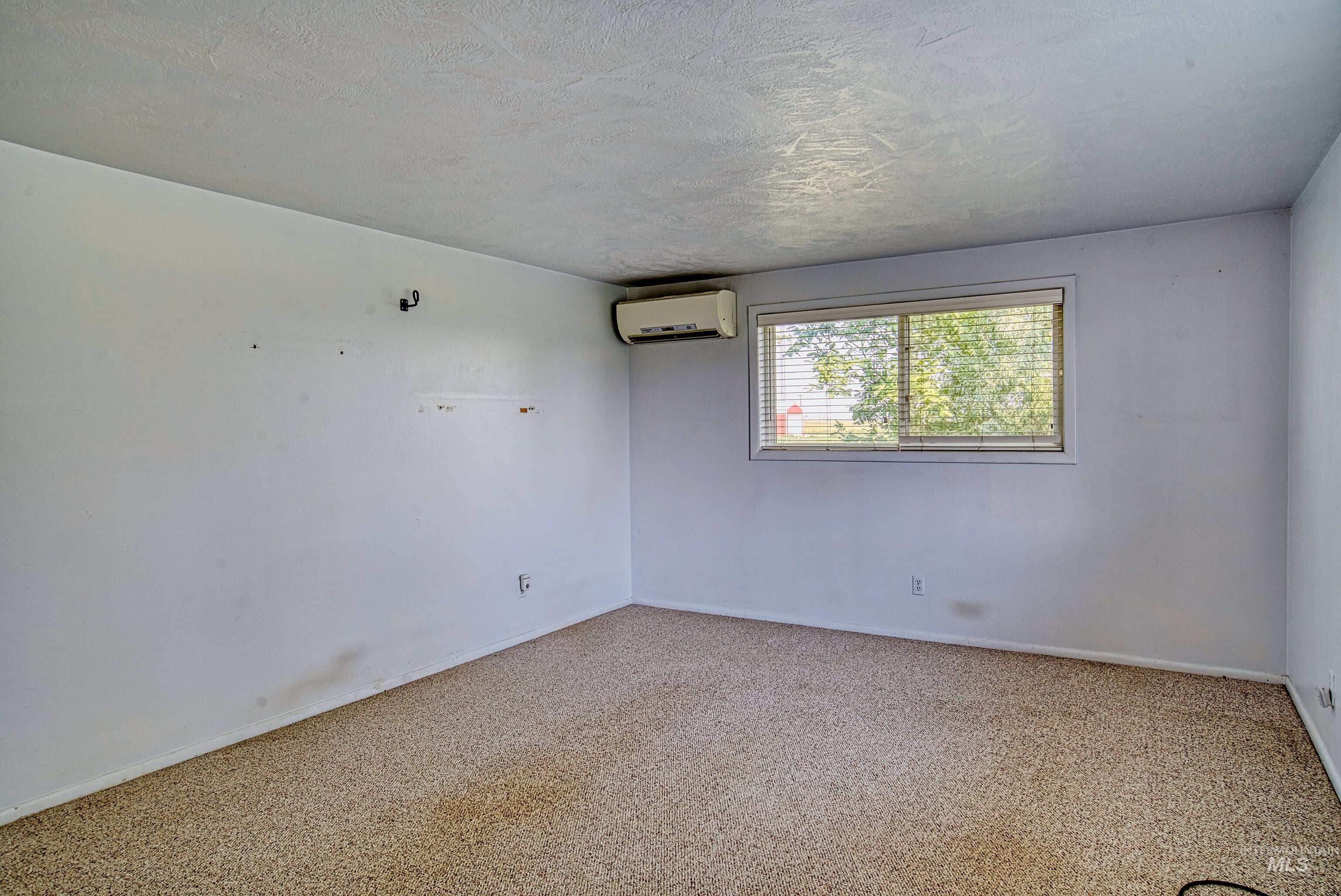 365 Clabby Road, Weiser, Idaho 83672, 3 Bedrooms, 3 Bathrooms, Residential For Sale, Price $450,000,MLS 98996537