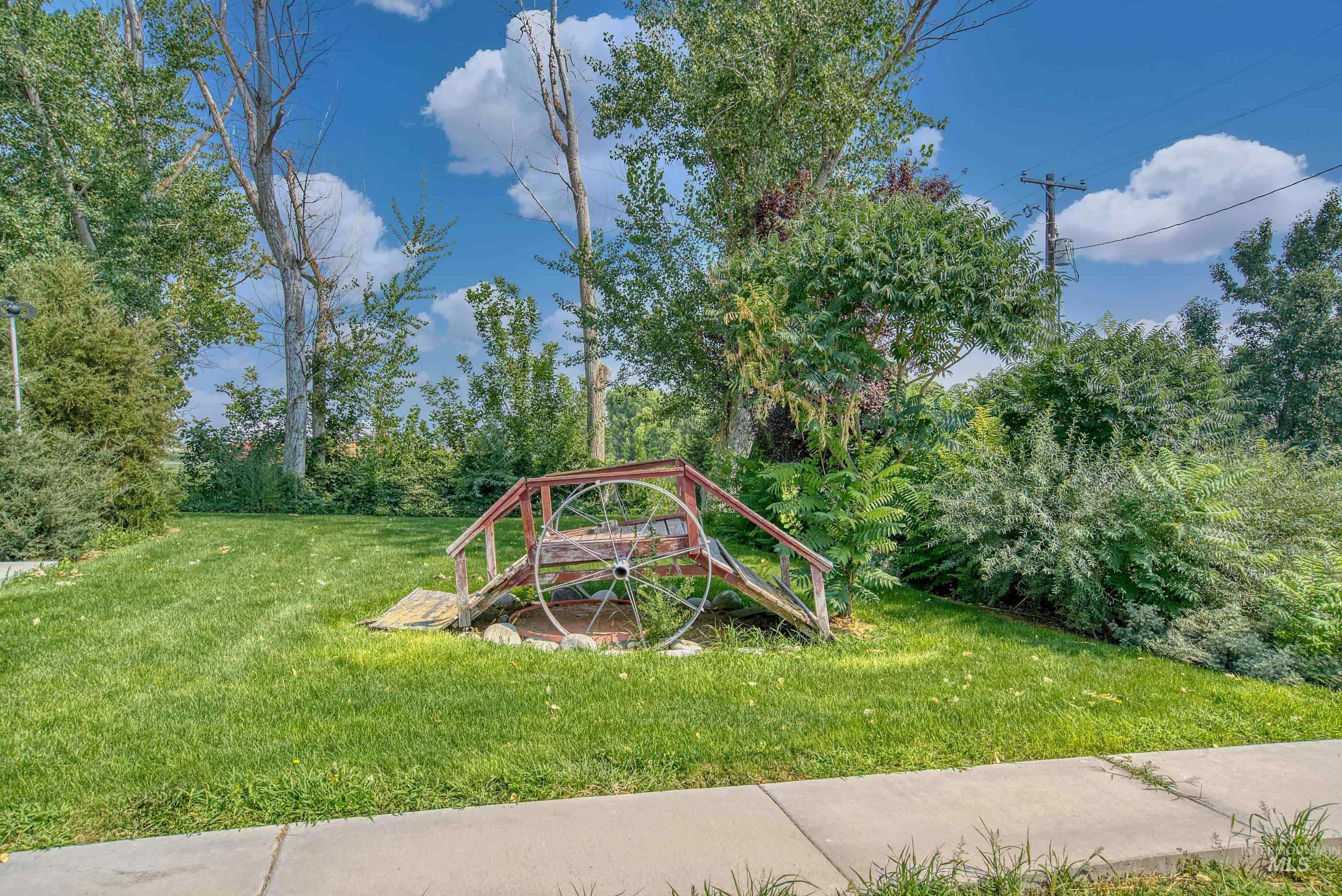 365 Clabby Road, Weiser, Idaho 83672, 3 Bedrooms, 3 Bathrooms, Residential For Sale, Price $450,000,MLS 98996537