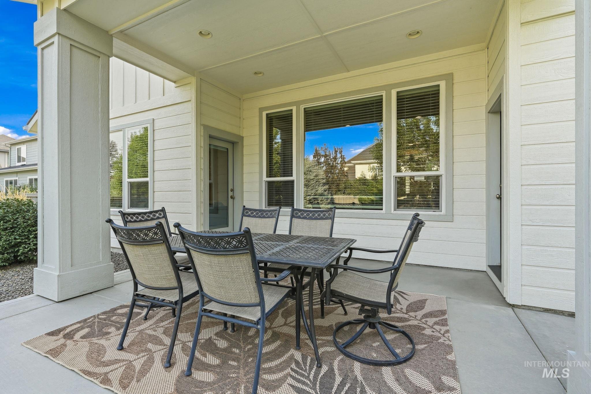 5745 S Stockport Ave, Meridian, Idaho 83642, 3 Bedrooms, 2 Bathrooms, Residential For Sale, Price $685,000,MLS 98996542