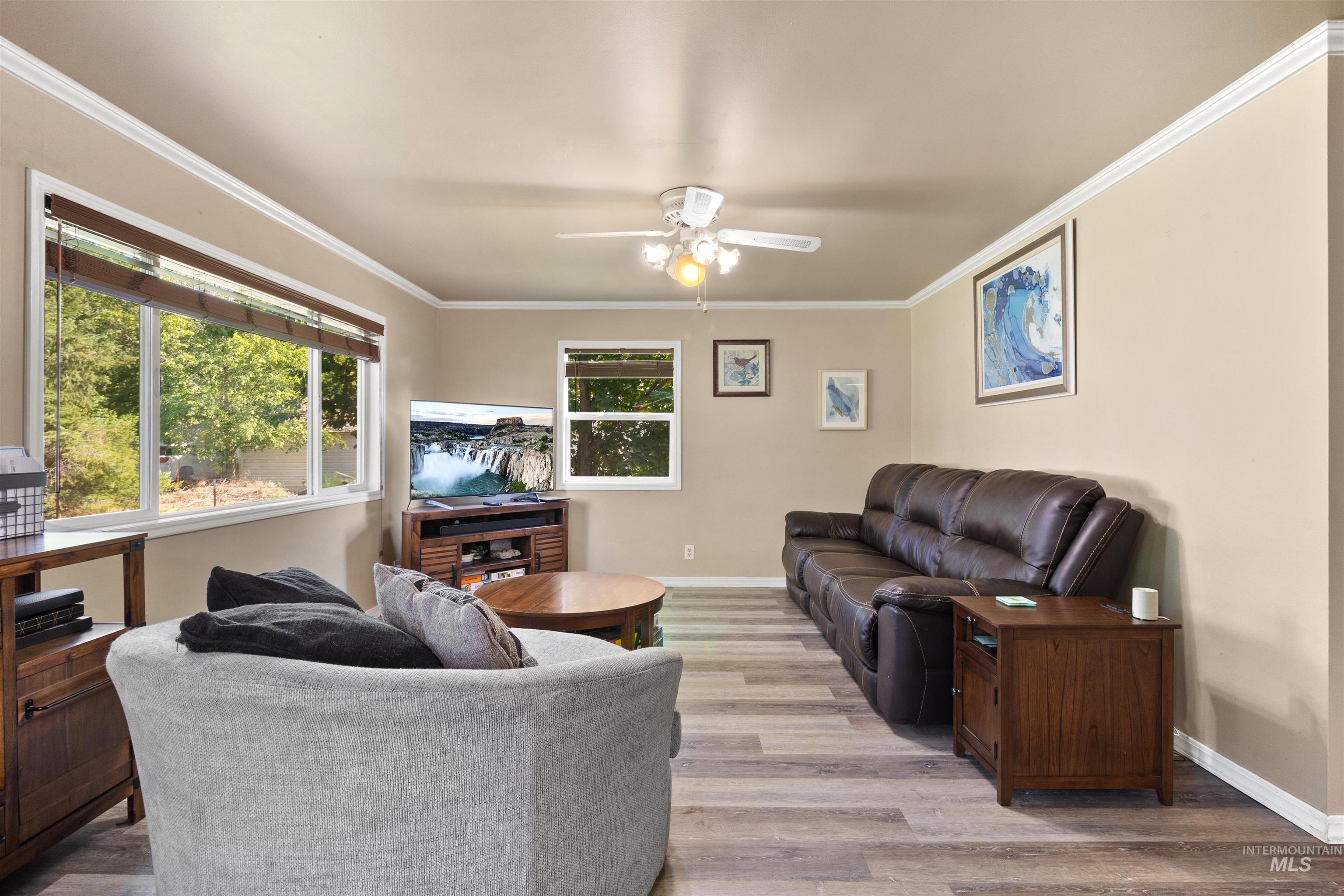 367 Birch Street South, Kimberly, Idaho 83341, 3 Bedrooms, 2 Bathrooms, Residential For Sale, Price $335,000,MLS 98996544