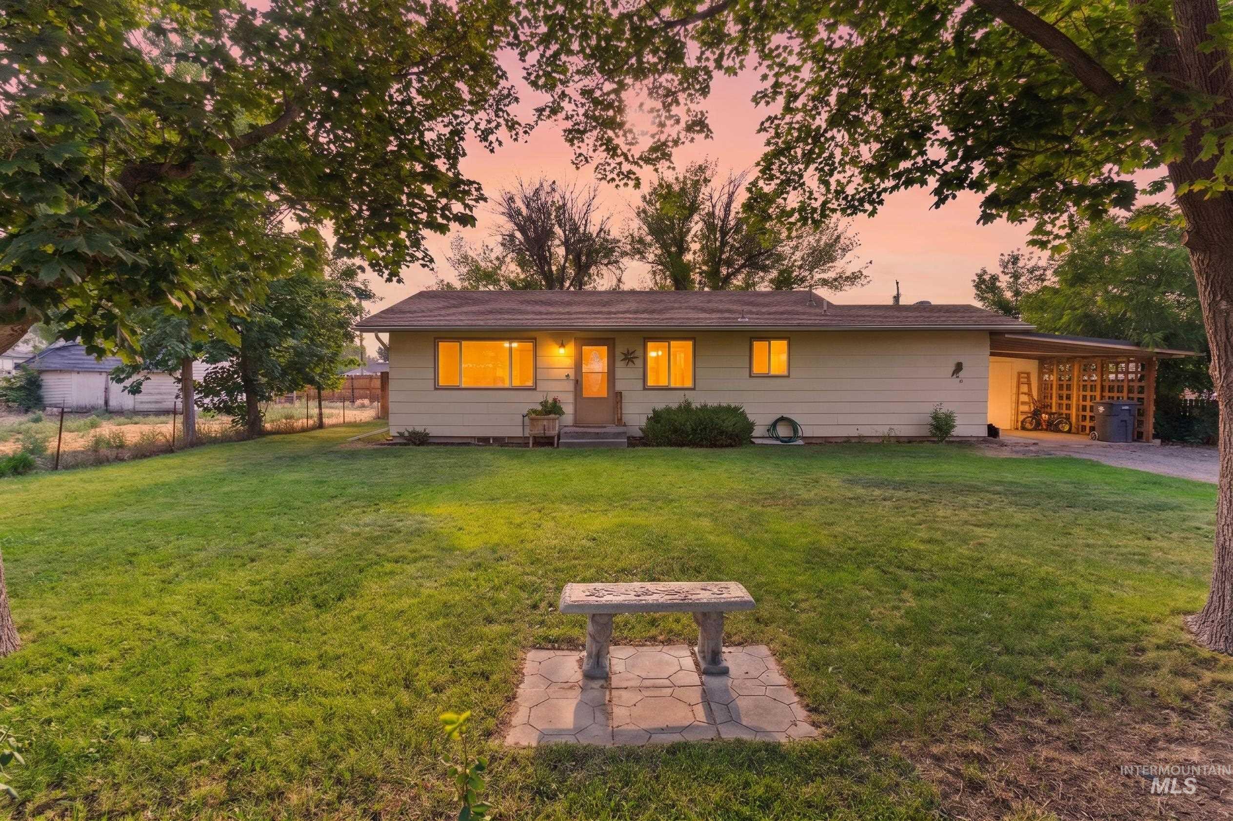 367 Birch Street South, Kimberly, Idaho 83341, 3 Bedrooms, 2 Bathrooms, Residential For Sale, Price $335,000,MLS 98996544