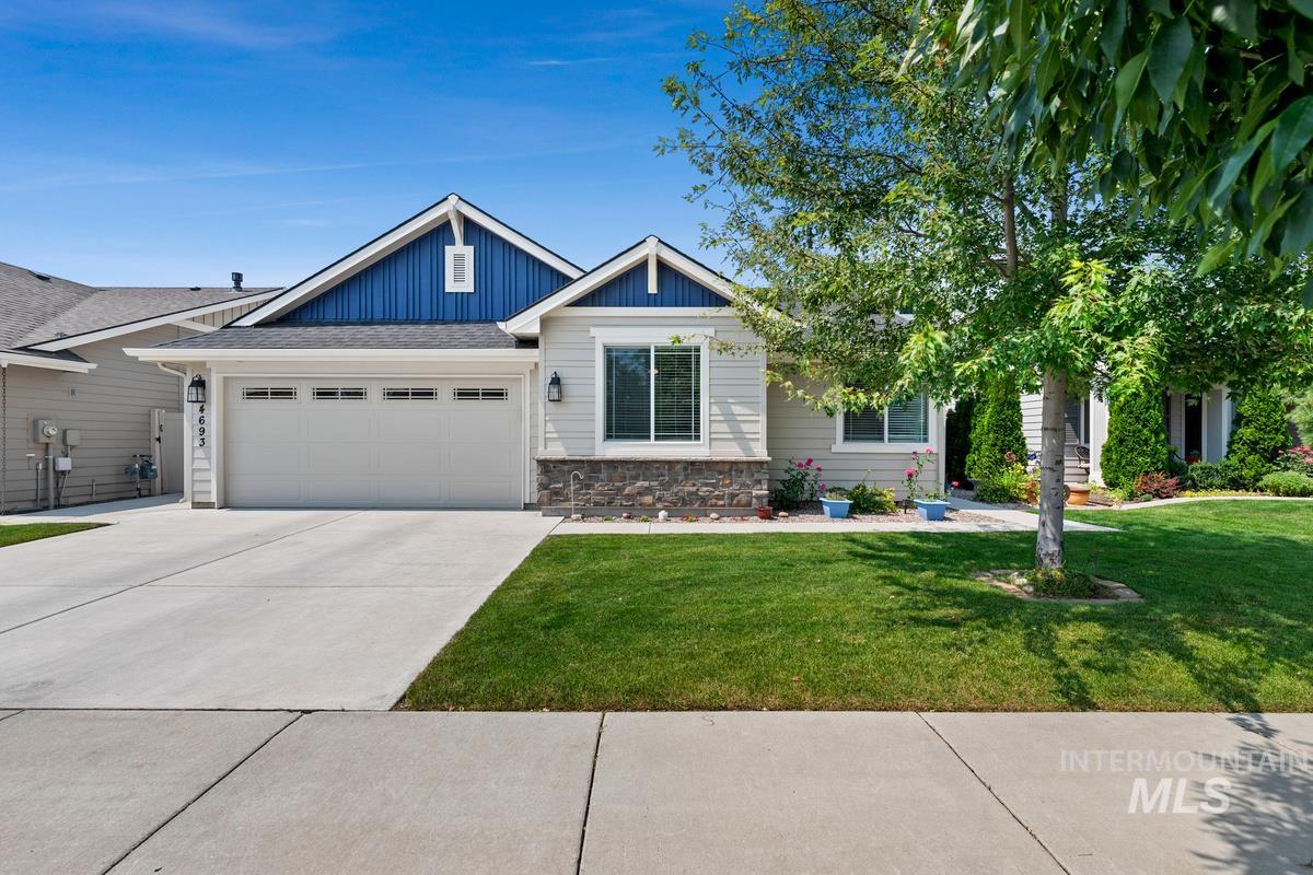 4693 N Mallorca Way, Meridian, Idaho 83646, 3 Bedrooms, 2 Bathrooms, Residential For Sale, Price $479,900,MLS 98996545