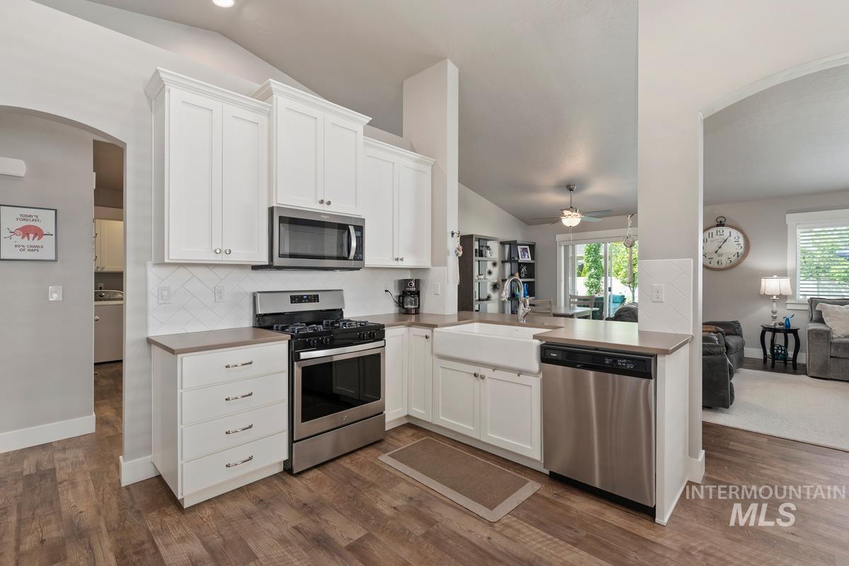 4693 N Mallorca Way, Meridian, Idaho 83646, 3 Bedrooms, 2 Bathrooms, Residential For Sale, Price $479,900,MLS 98996545