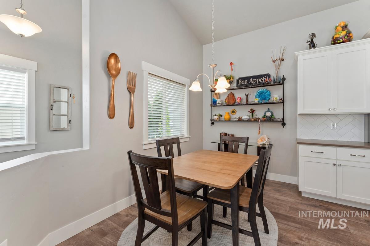 4693 N Mallorca Way, Meridian, Idaho 83646, 3 Bedrooms, 2 Bathrooms, Residential For Sale, Price $479,900,MLS 98996545