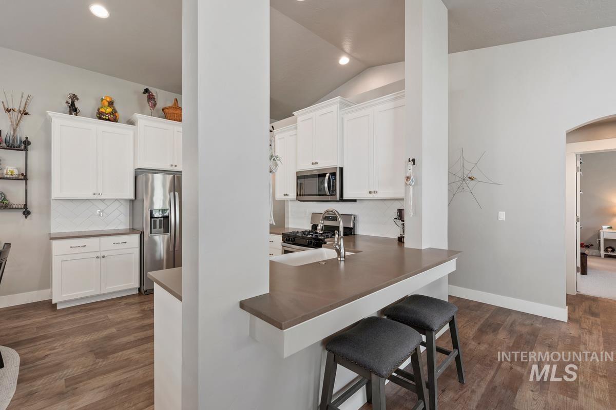 4693 N Mallorca Way, Meridian, Idaho 83646, 3 Bedrooms, 2 Bathrooms, Residential For Sale, Price $479,900,MLS 98996545