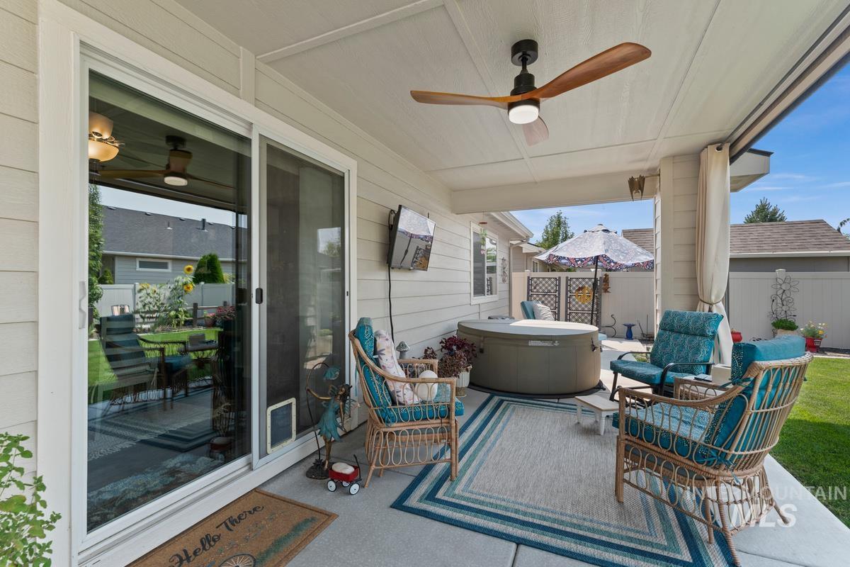 4693 N Mallorca Way, Meridian, Idaho 83646, 3 Bedrooms, 2 Bathrooms, Residential For Sale, Price $479,900,MLS 98996545