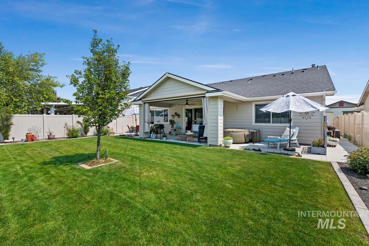 4693 N Mallorca Way, Meridian, Idaho 83646, 3 Bedrooms, 2 Bathrooms, Residential For Sale, Price $479,900,MLS 98996545