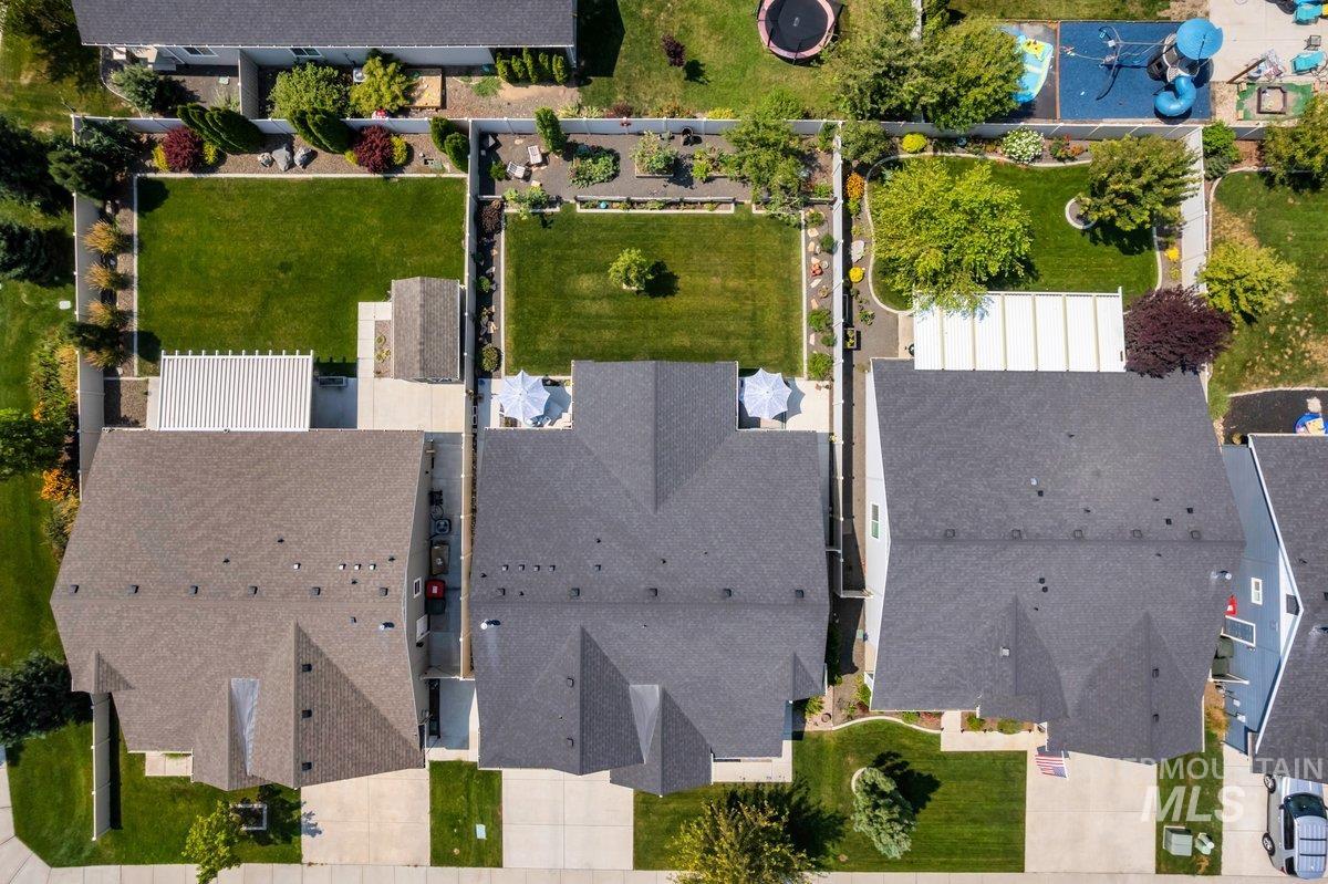 4693 N Mallorca Way, Meridian, Idaho 83646, 3 Bedrooms, 2 Bathrooms, Residential For Sale, Price $479,900,MLS 98996545