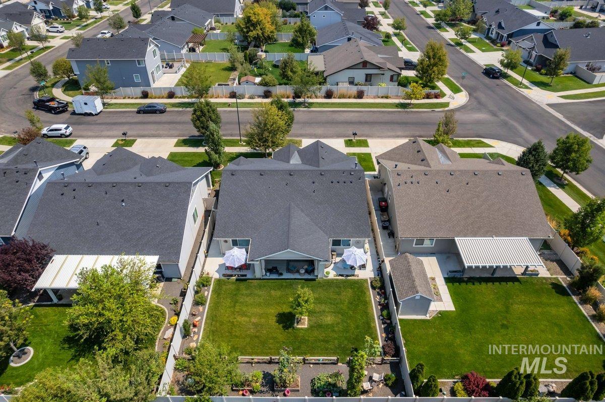 4693 N Mallorca Way, Meridian, Idaho 83646, 3 Bedrooms, 2 Bathrooms, Residential For Sale, Price $479,900,MLS 98996545