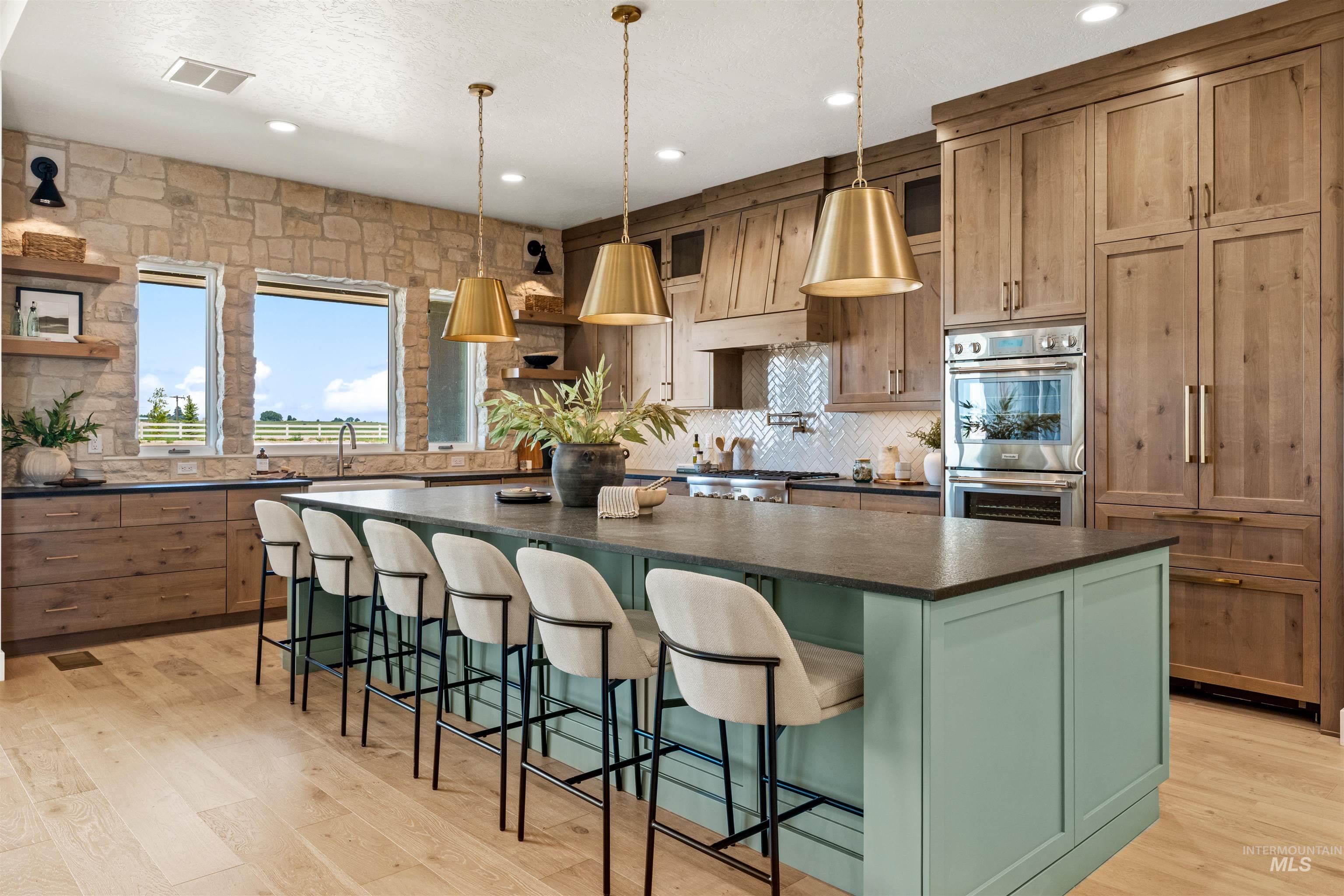 13350 Breezeview Ln, Middleton, Idaho 83644, 4 Bedrooms, 3 Bathrooms, Residential For Sale, Price $1,475,000,MLS 98996547