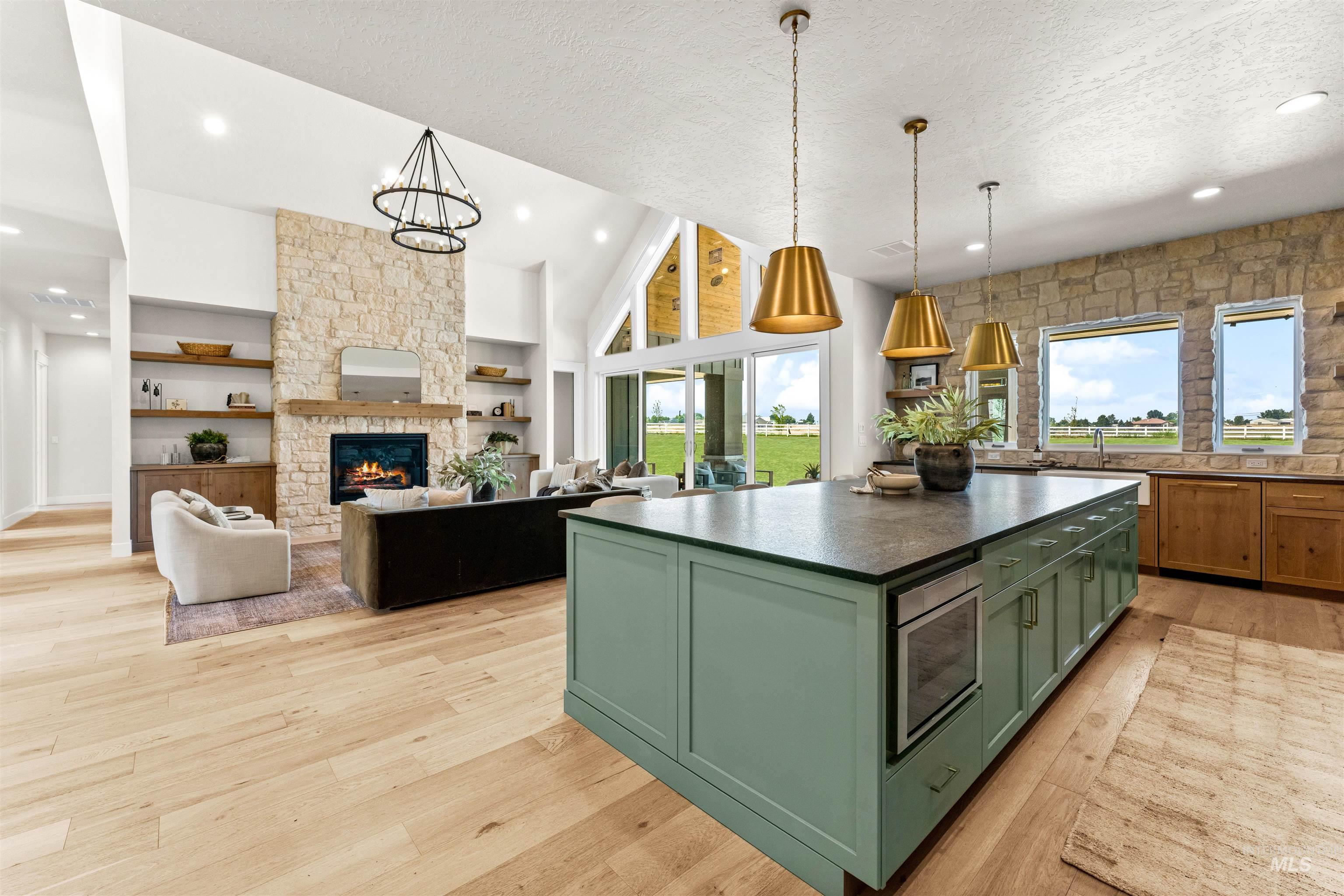 13350 Breezeview Ln, Middleton, Idaho 83644, 4 Bedrooms, 3 Bathrooms, Residential For Sale, Price $1,475,000,MLS 98996547