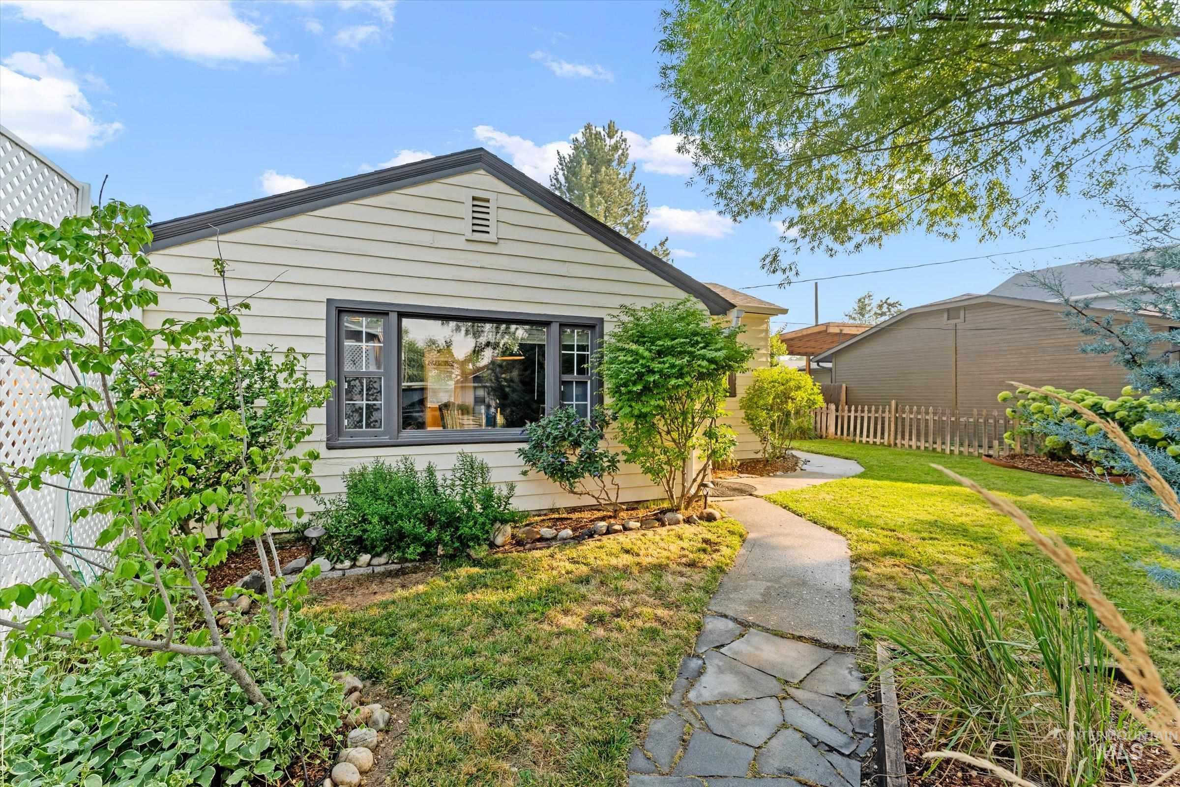 1304 W Targee, Boise, Idaho 83706, 1 Bedroom, 1 Bathroom, Residential For Sale, Price $489,000,MLS 98996549