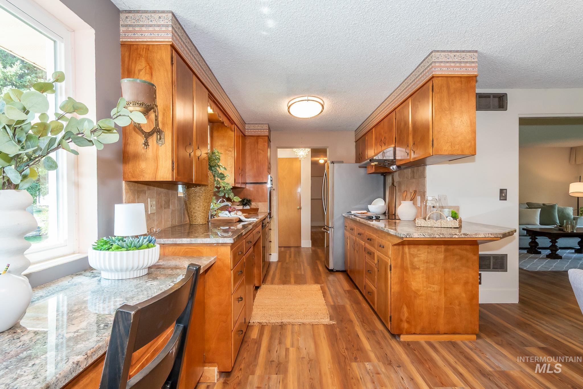 3706 W Clement Rd, Boise, Idaho 83704, 4 Bedrooms, 2.5 Bathrooms, Residential For Sale, Price $520,000,MLS 98996550