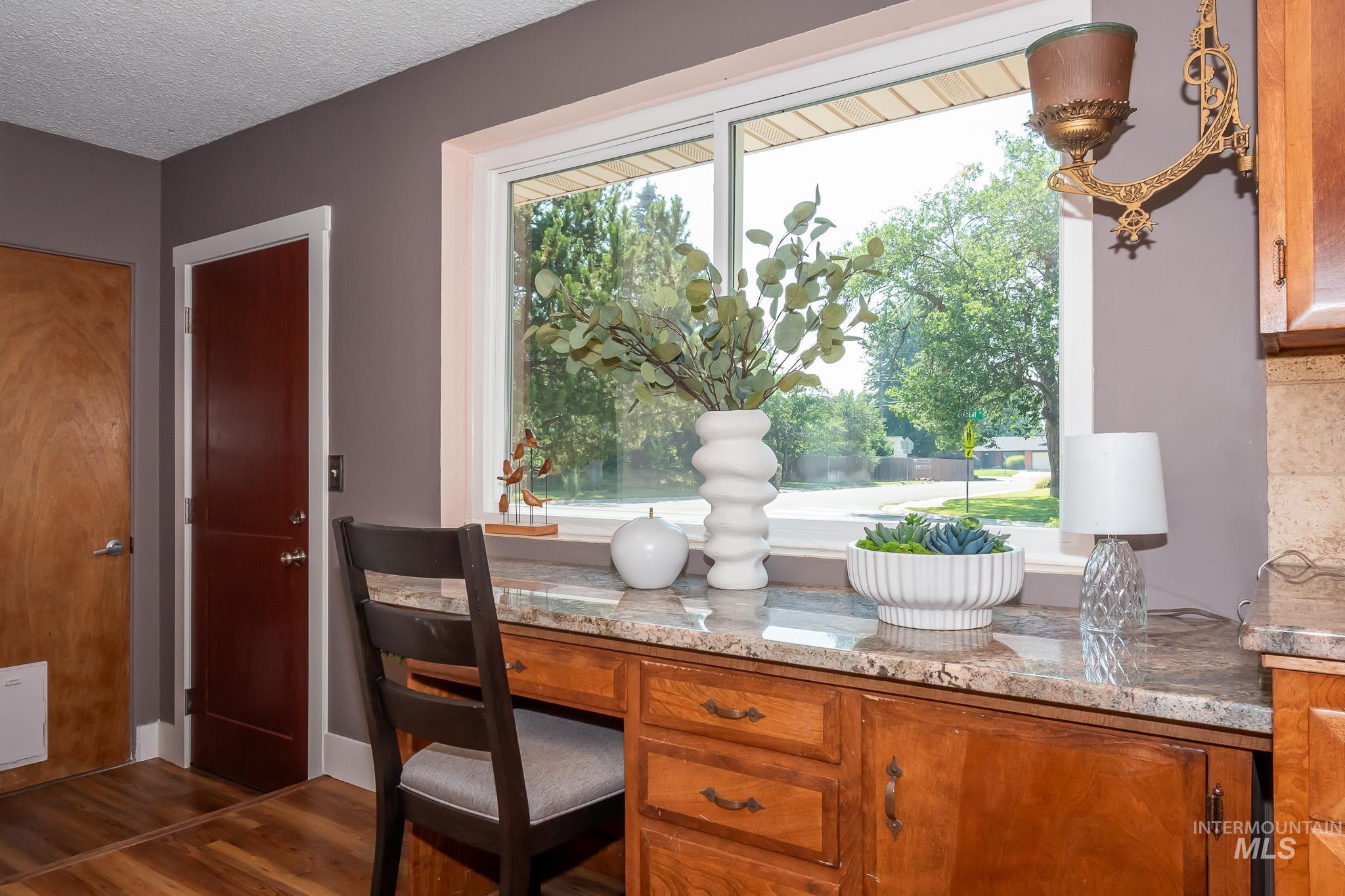 3706 W Clement Rd, Boise, Idaho 83704, 4 Bedrooms, 2.5 Bathrooms, Residential For Sale, Price $520,000,MLS 98996550