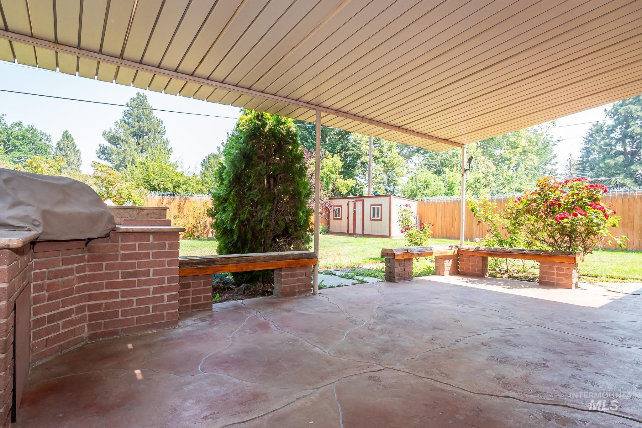 3706 W Clement Rd, Boise, Idaho 83704, 4 Bedrooms, 2.5 Bathrooms, Residential For Sale, Price $520,000,MLS 98996550