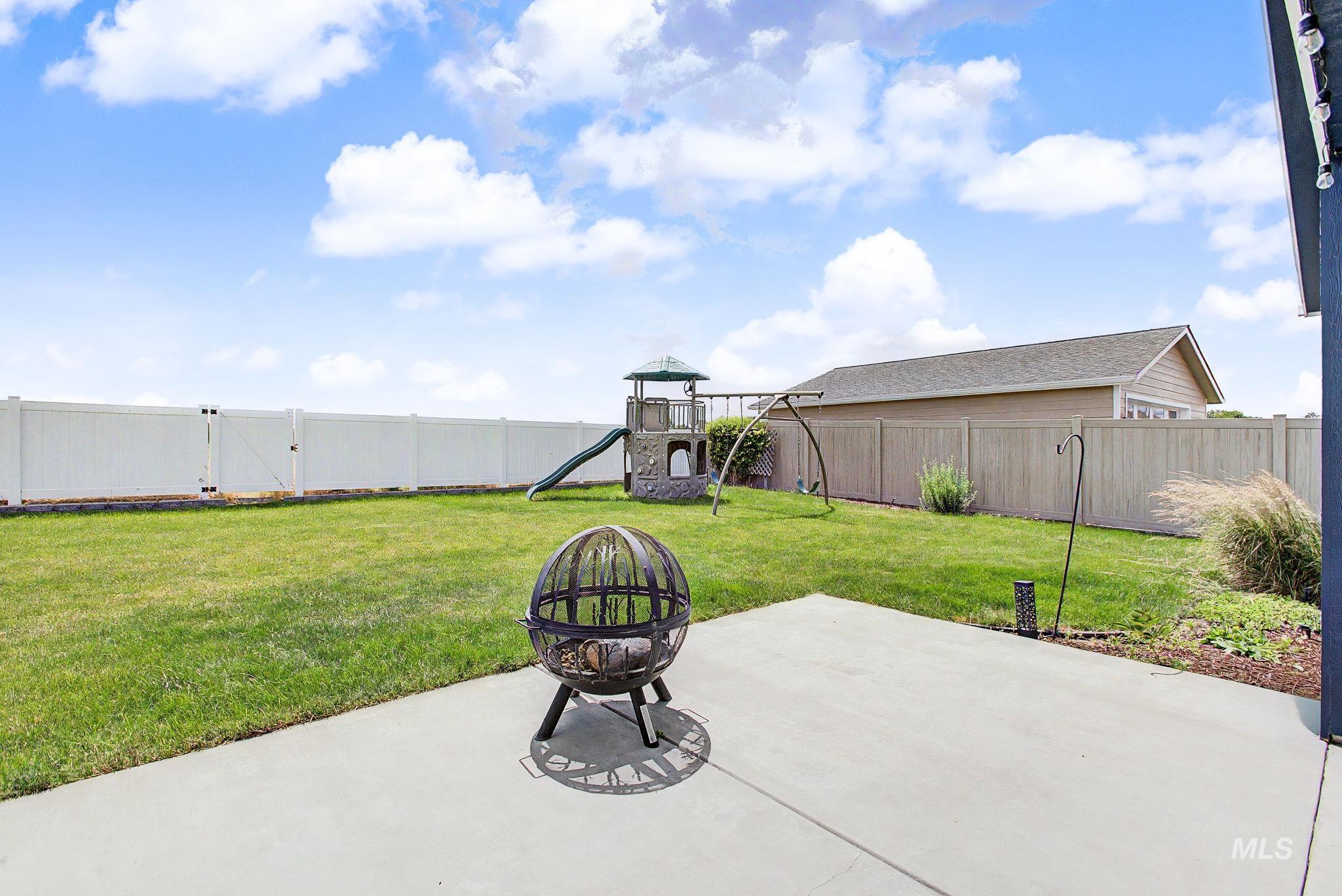 1706 Pioneer Drive, Lewiston, Idaho 83501, 3 Bedrooms, 2 Bathrooms, Residential For Sale, Price $495,000,MLS 98996552