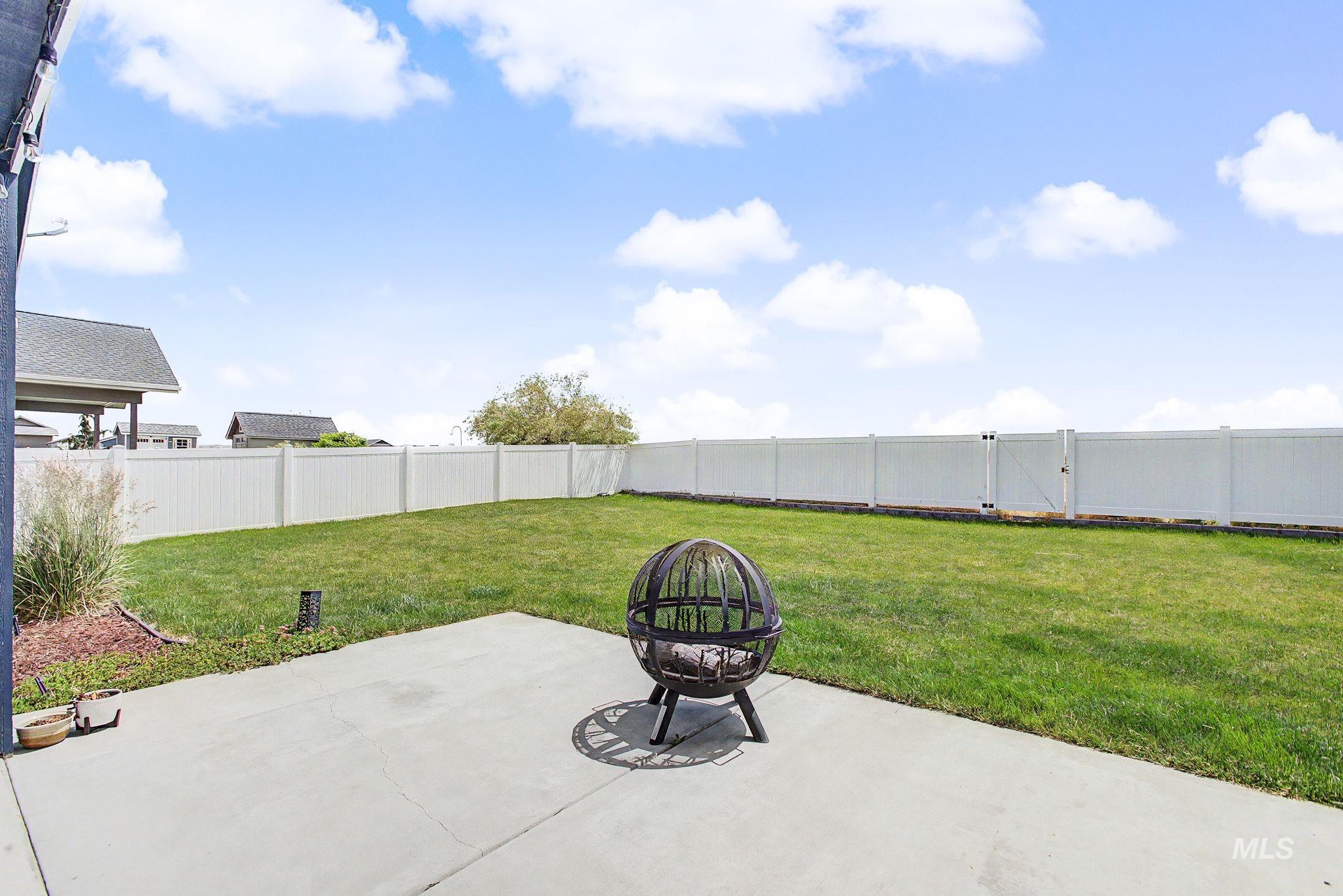 1706 Pioneer Drive, Lewiston, Idaho 83501, 3 Bedrooms, 2 Bathrooms, Residential For Sale, Price $495,000,MLS 98996552