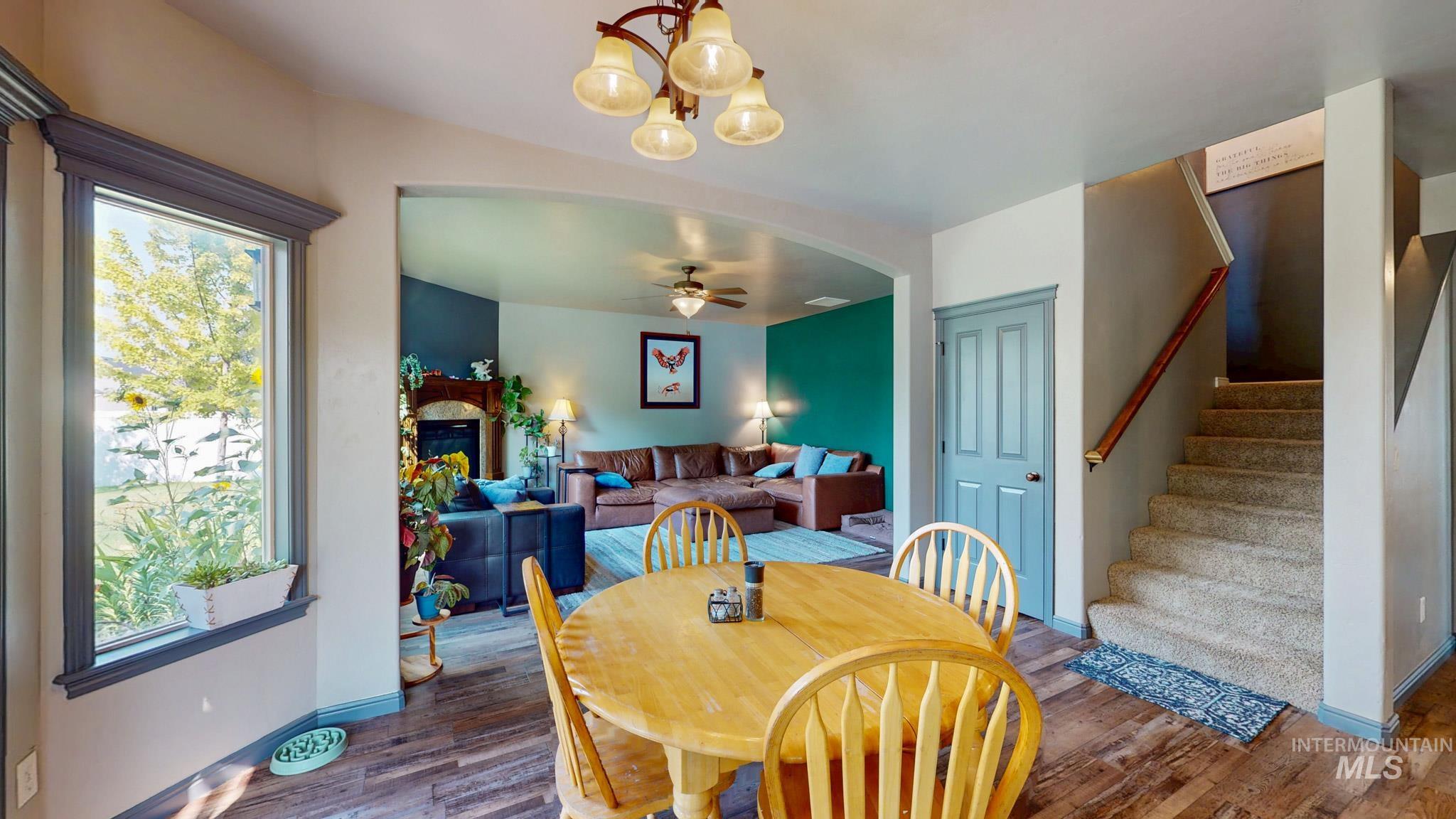 1031 Park Ave, Kimberly, Idaho 83341, 4 Bedrooms, 2.5 Bathrooms, Residential For Sale, Price $559,900,MLS 98996553